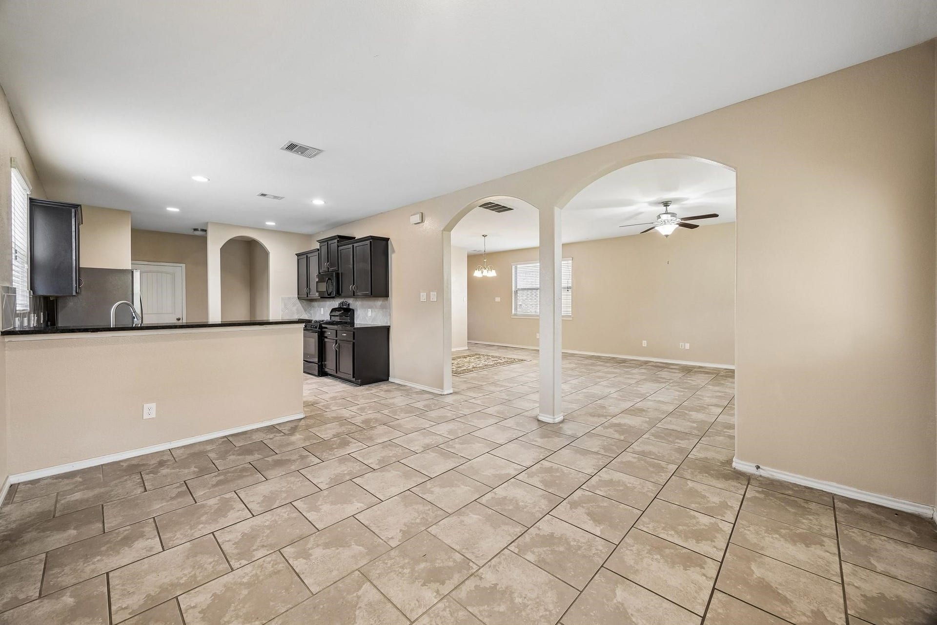 8914 Eldorado Glen Drive, Humble, TX 77338 8914 Eldorado Glen Drive, Humble, TX 77338