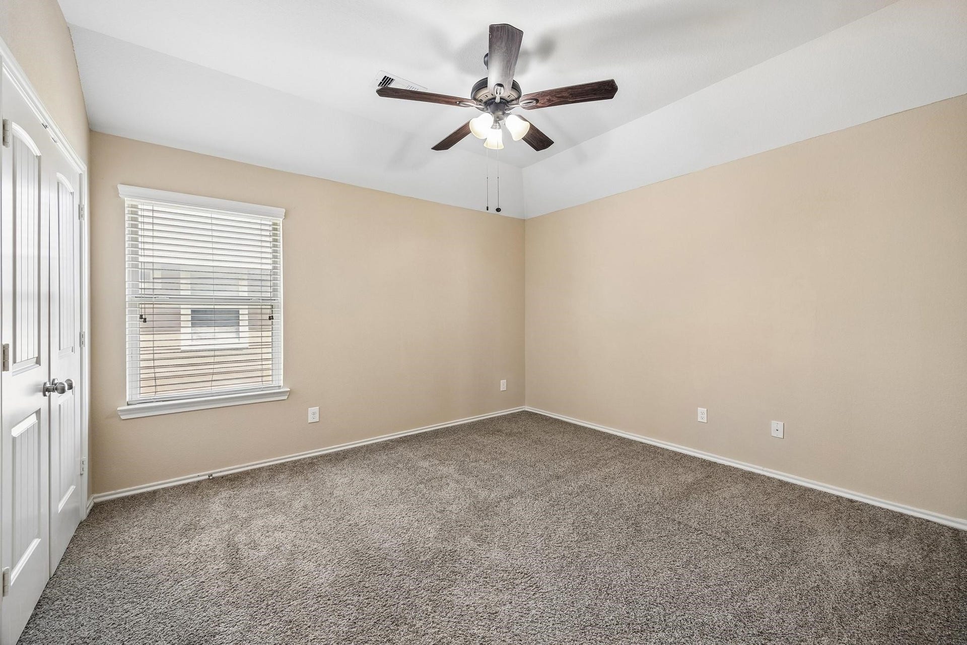 8914 Eldorado Glen Drive, Humble, TX 77338 8914 Eldorado Glen Drive, Humble, TX 77338