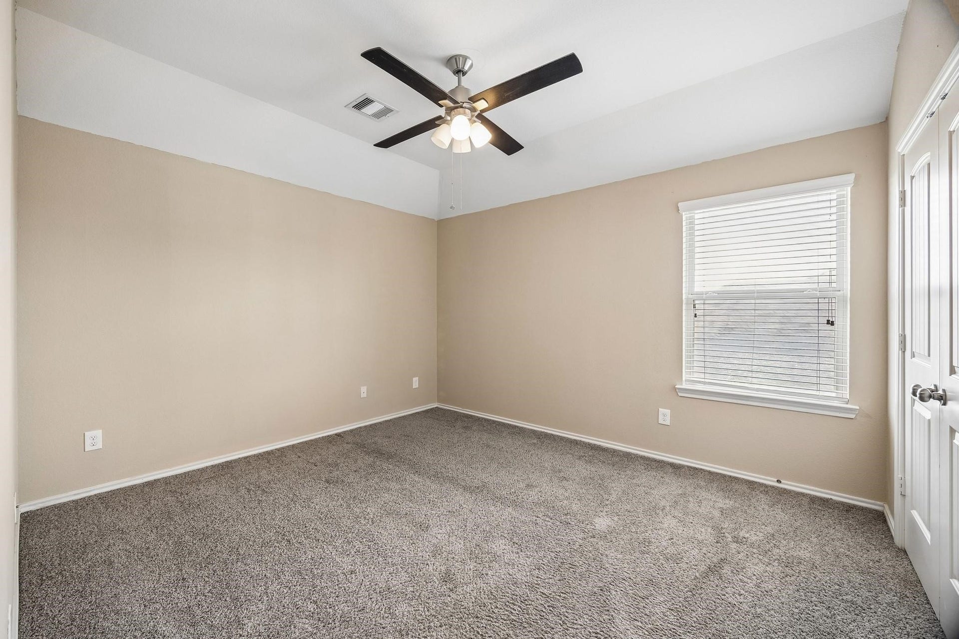 8914 Eldorado Glen Drive, Humble, TX 77338 8914 Eldorado Glen Drive, Humble, TX 77338
