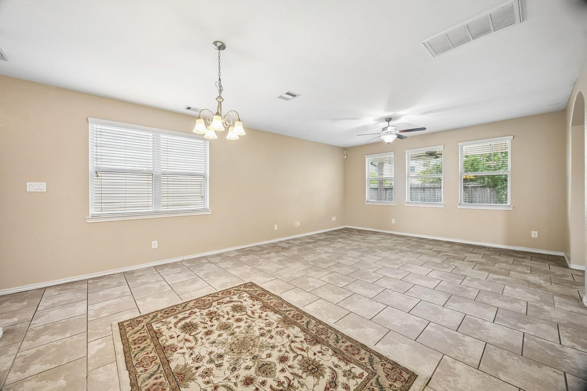 8914 Eldorado Glen Drive, Humble, TX 77338 8914 Eldorado Glen Drive, Humble, TX 77338