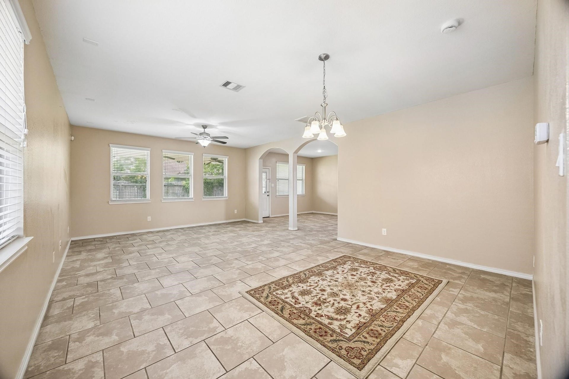 8914 Eldorado Glen Drive, Humble, TX 77338 8914 Eldorado Glen Drive, Humble, TX 77338