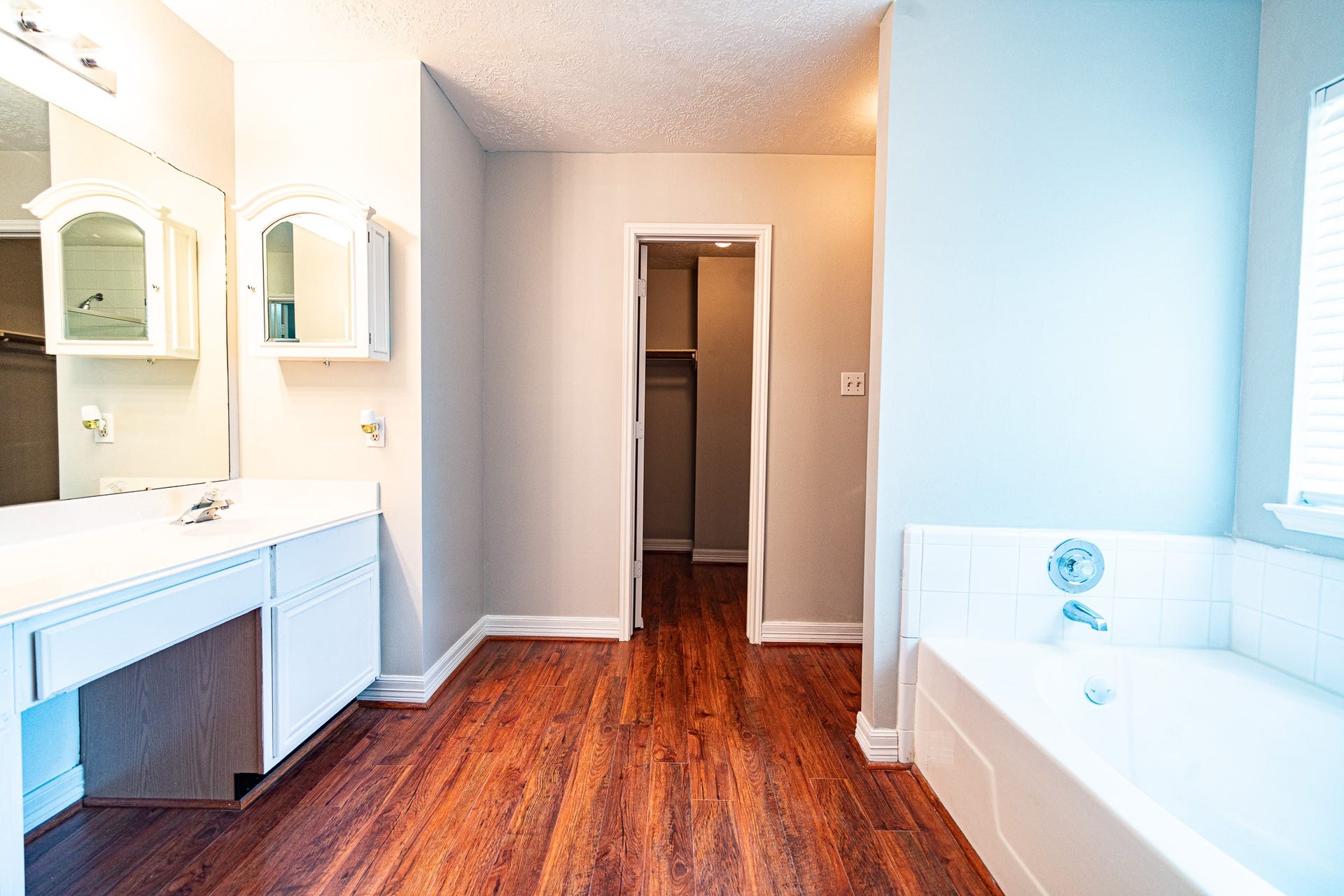 14250 Andrea Way Lane, Houston, TX 77083 14250 Andrea Way Lane, Houston, TX 77083