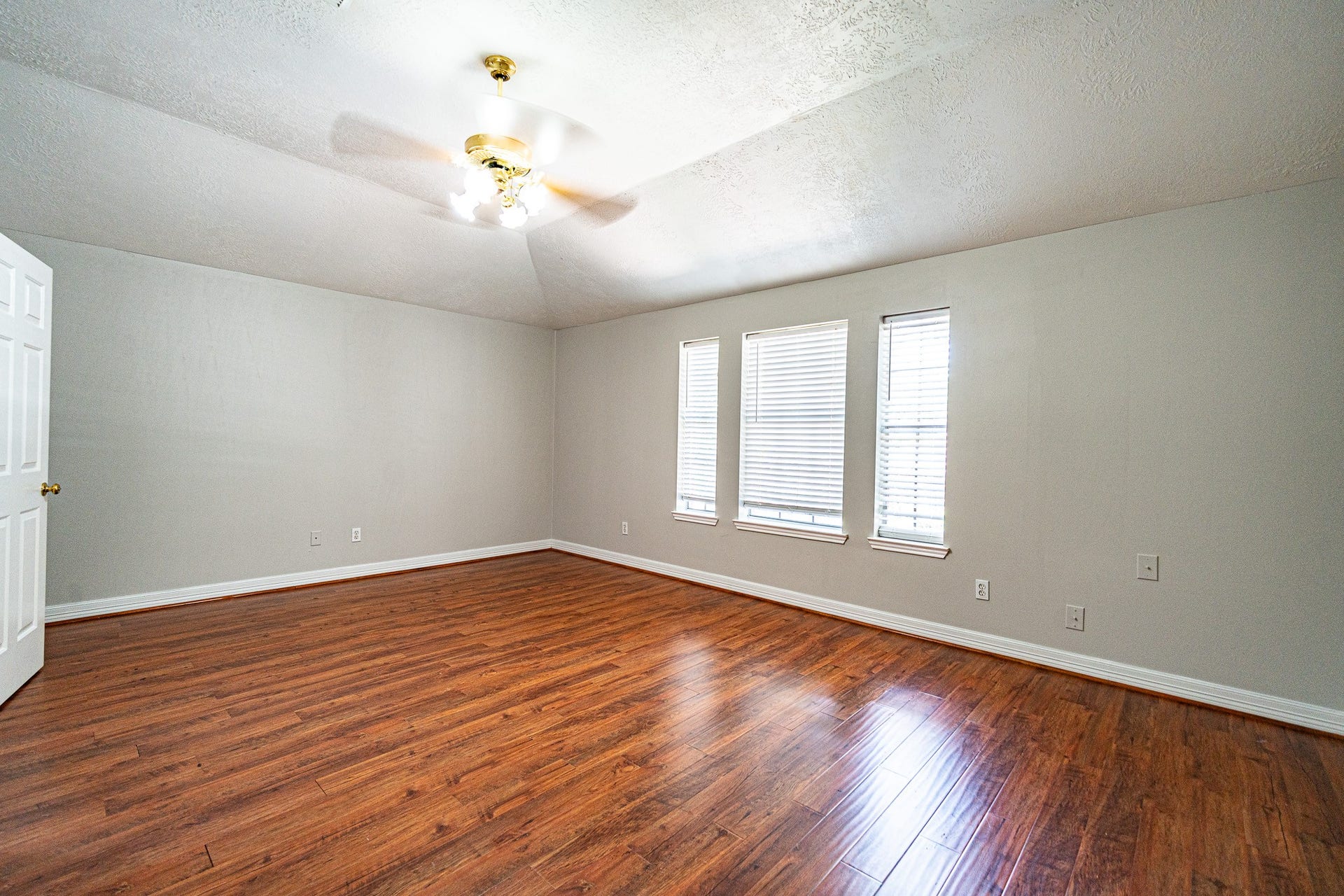 14250 Andrea Way Lane, Houston, TX 77083 14250 Andrea Way Lane, Houston, TX 77083