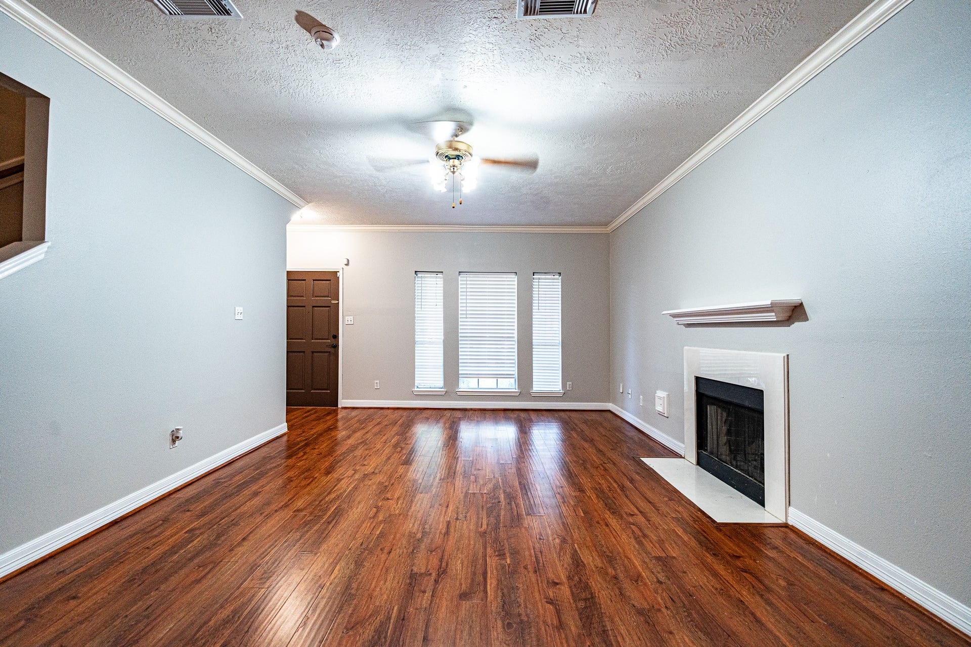 14250 Andrea Way Lane, Houston, TX 77083 14250 Andrea Way Lane, Houston, TX 77083