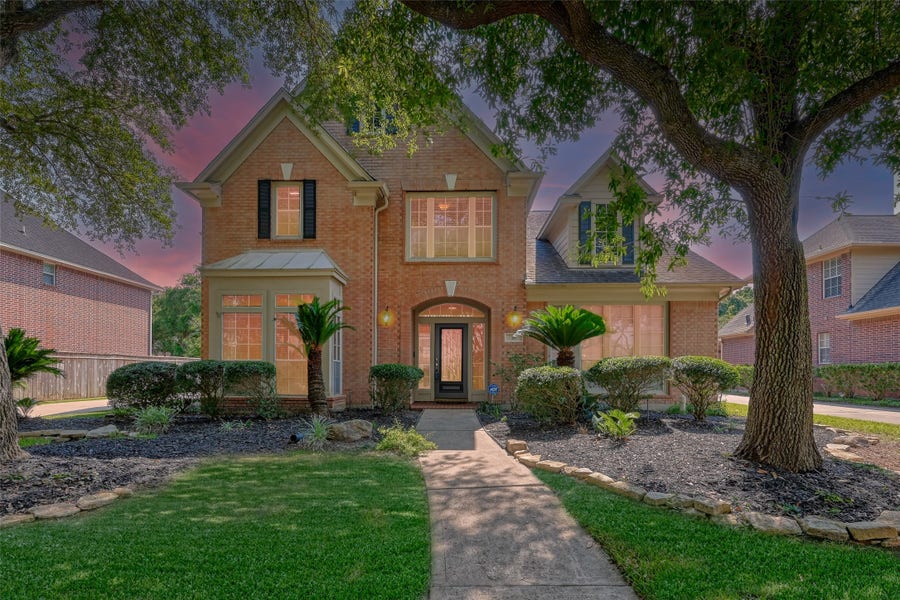 Property photo for 18 Turtle Creek Manor, Sugar Land, TX