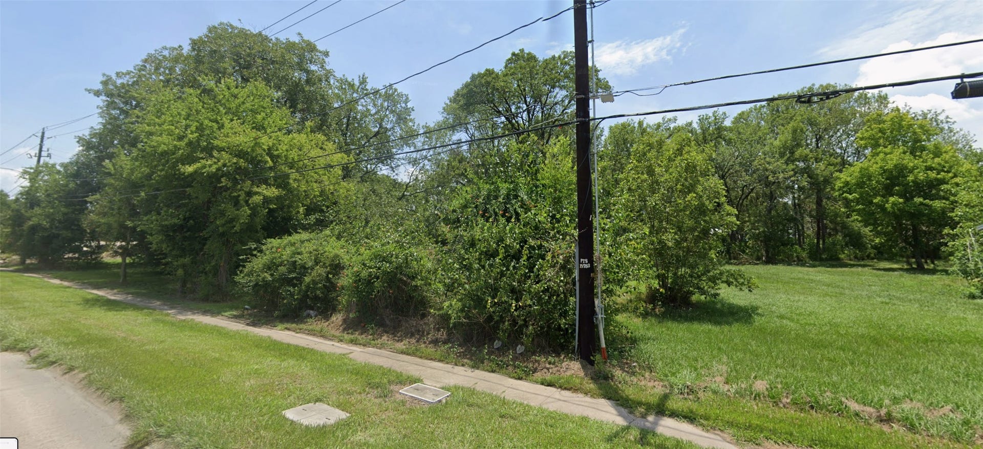 2424 Red Bluff Road, Pasadena, TX 77506 2424 Red Bluff Road, Pasadena, TX 77506