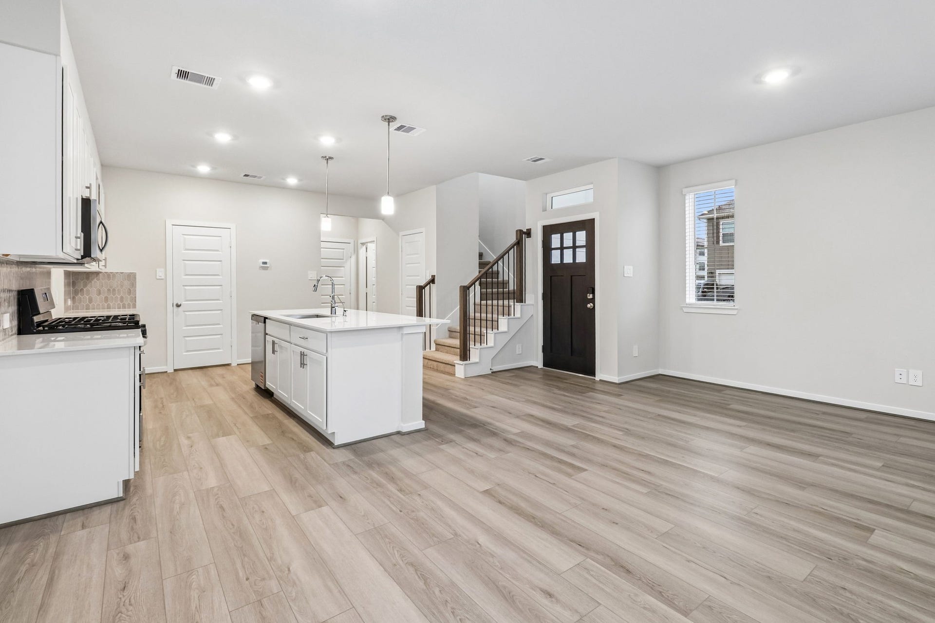 Photo is not of actual home, but is an inspirational photo of builder's model home and may depict options, furnishings, and/or decorator features that are not included.