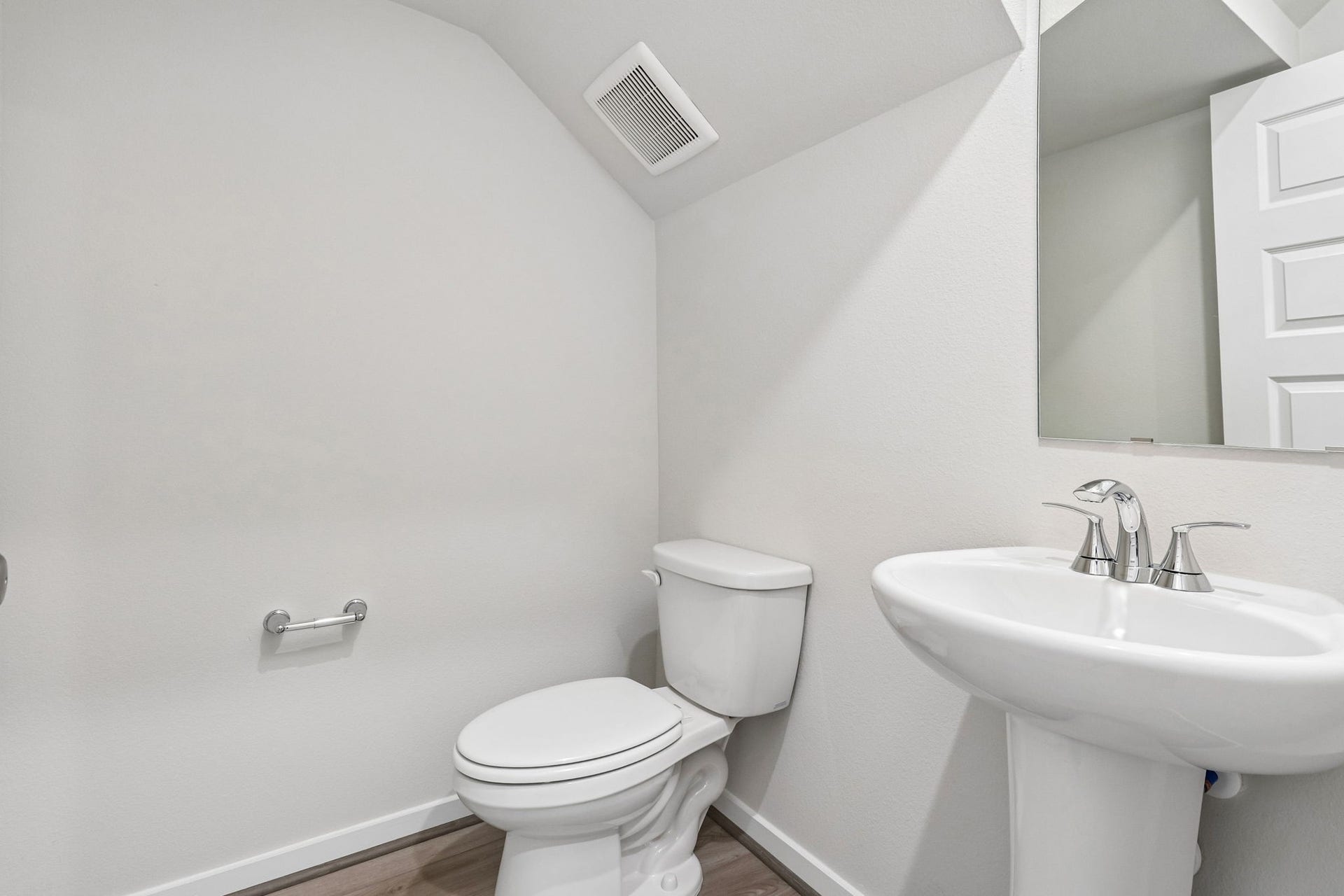 Photo is not of actual home, but is an inspirational photo of builder's model home and may depict options, furnishings, and/or decorator features that are not included.