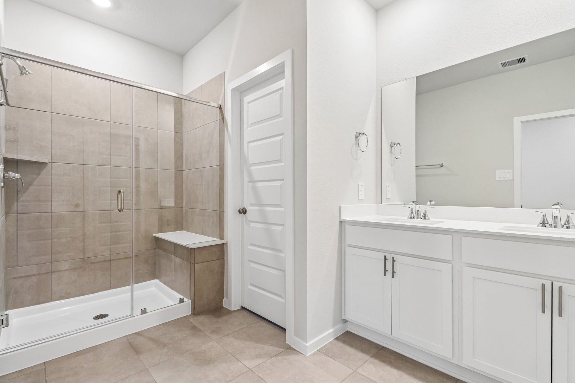 Photo is not of actual home, but is an inspirational photo of builder's model home and may depict options, furnishings, and/or decorator features that are not included.