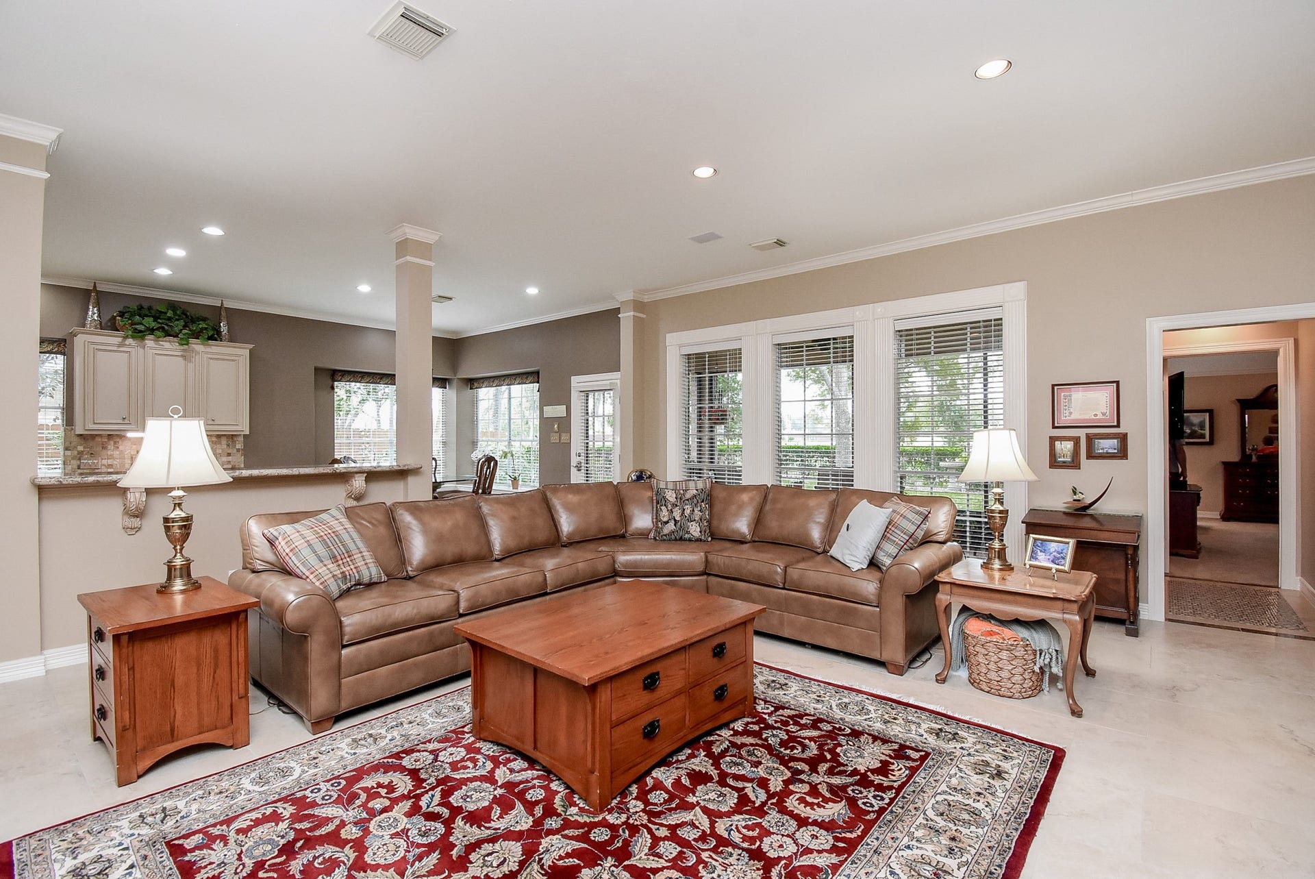 7514 Guinevere Drive, Sugar Land, TX 77479 7514 Guinevere Drive, Sugar Land, TX 77479