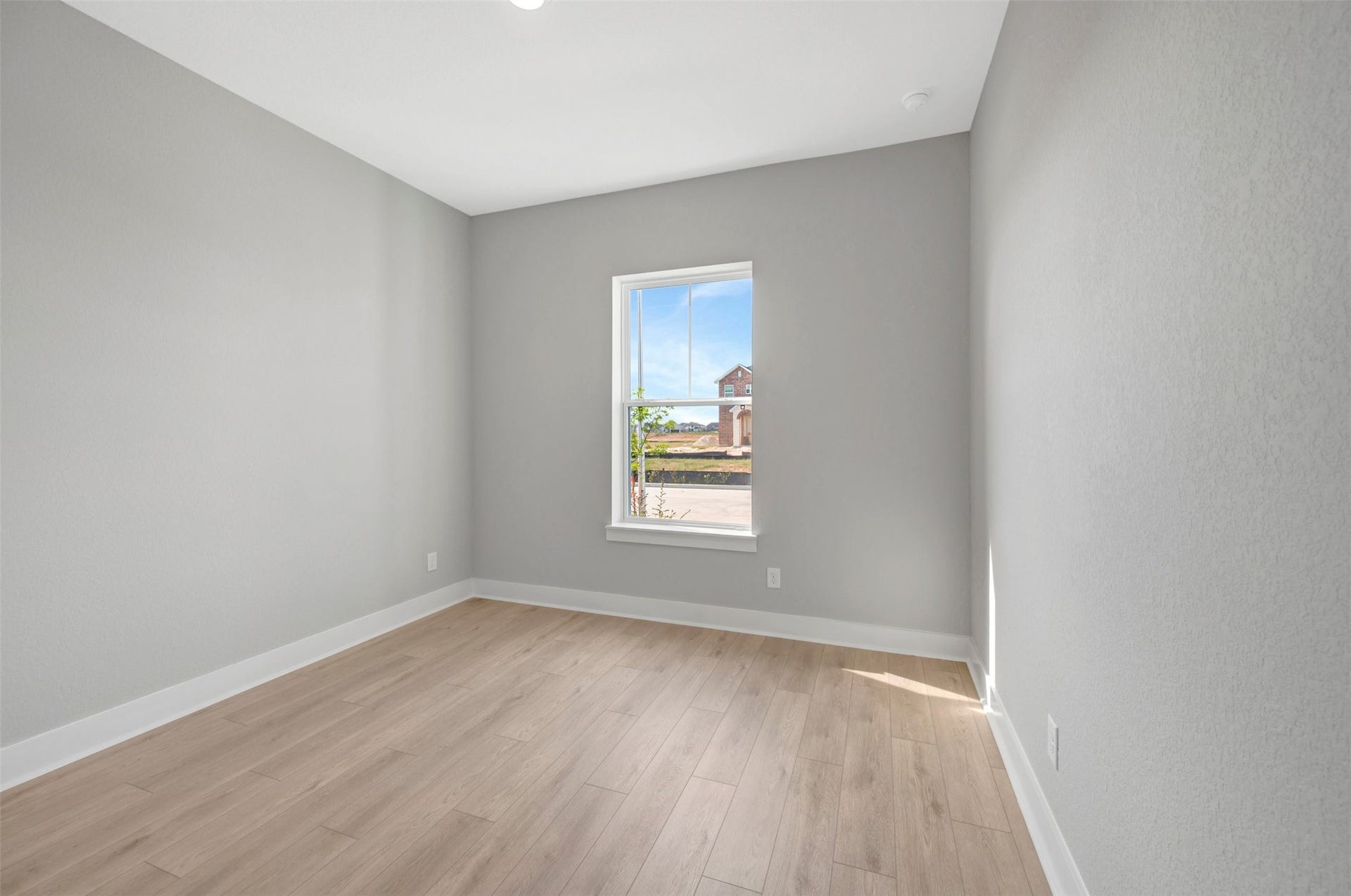 16766 Vibrant Avenue, Hockley, TX 77447