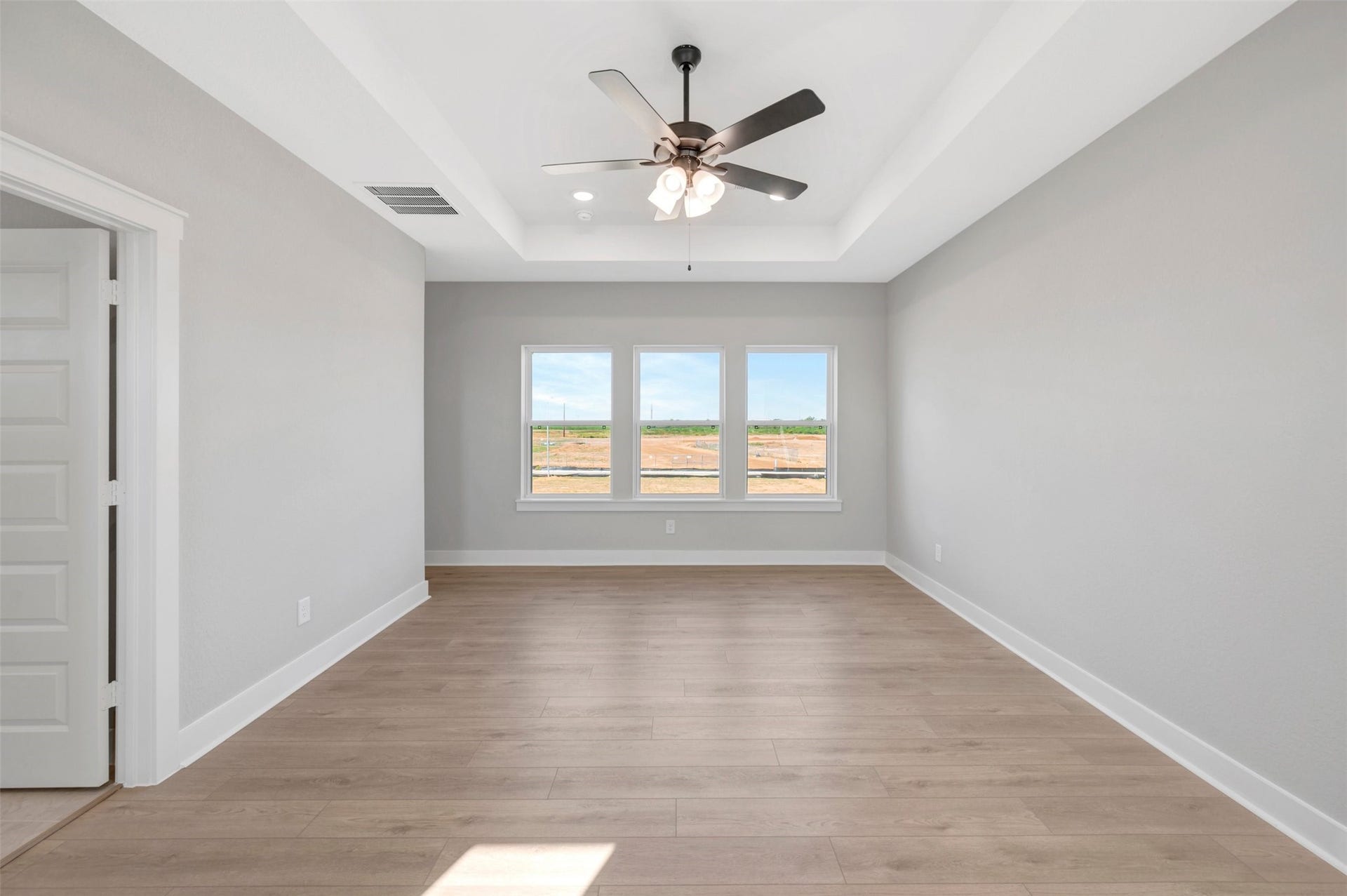 16766 Vibrant Avenue, Hockley, TX 77447