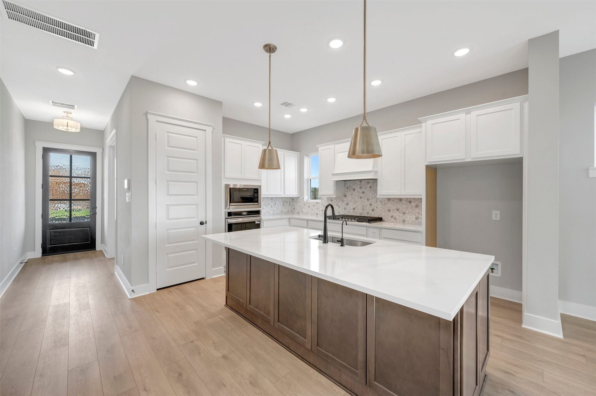 16766 Vibrant Avenue, Hockley, TX 77447