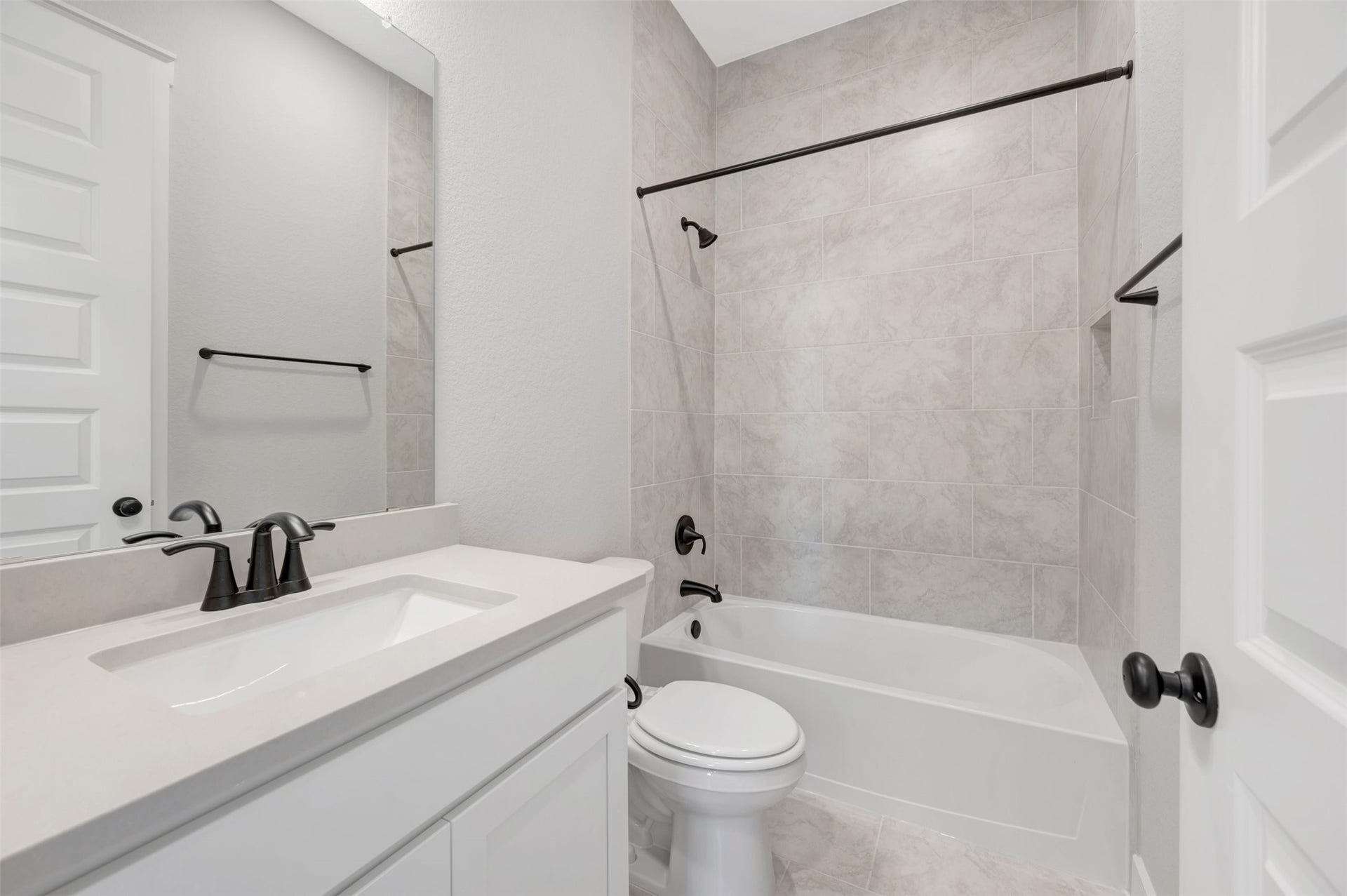 16766 Vibrant Avenue, Hockley, TX 77447