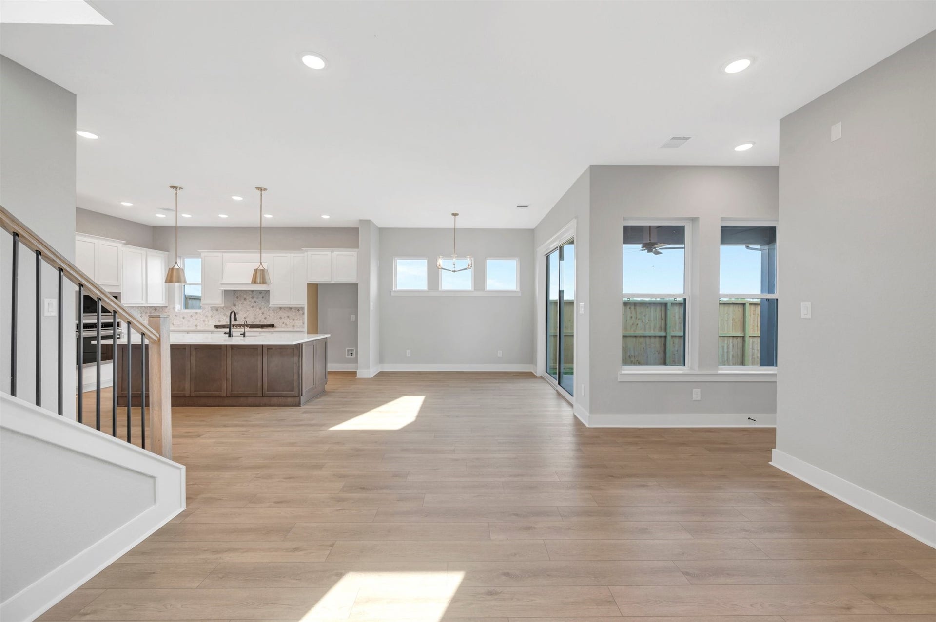 16766 Vibrant Avenue, Hockley, TX 77447