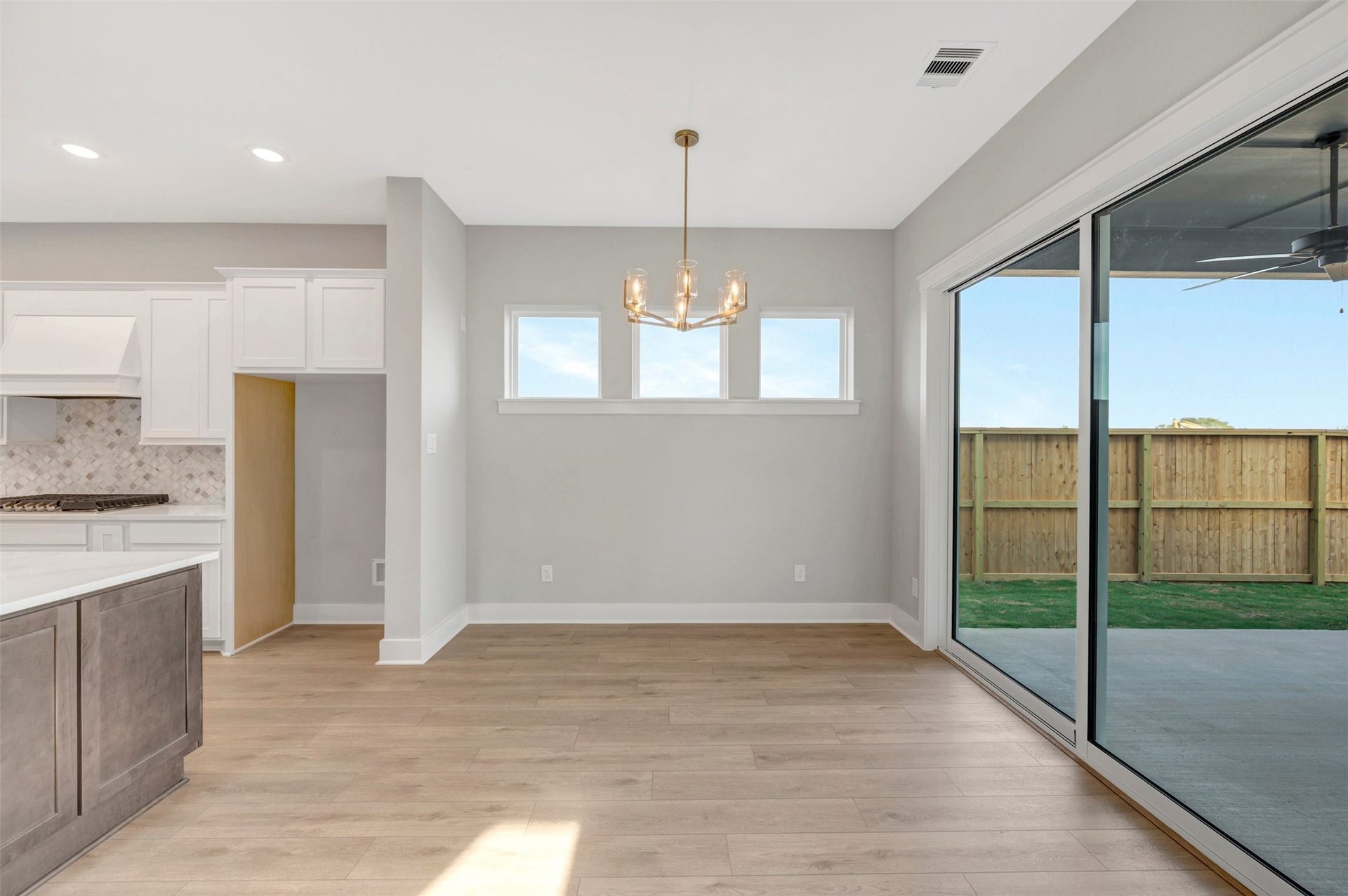 16766 Vibrant Avenue, Hockley, TX 77447