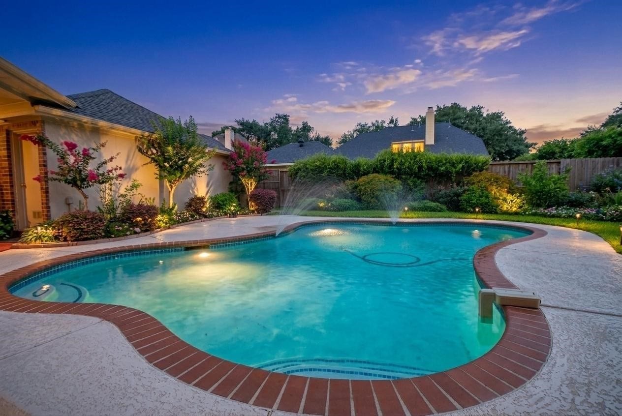22902 Greenrush Drive, Katy, TX 77494 THE LOCATION IS AN IDEAL SPOT TO ENJOY WONDERFUL SUNSETS