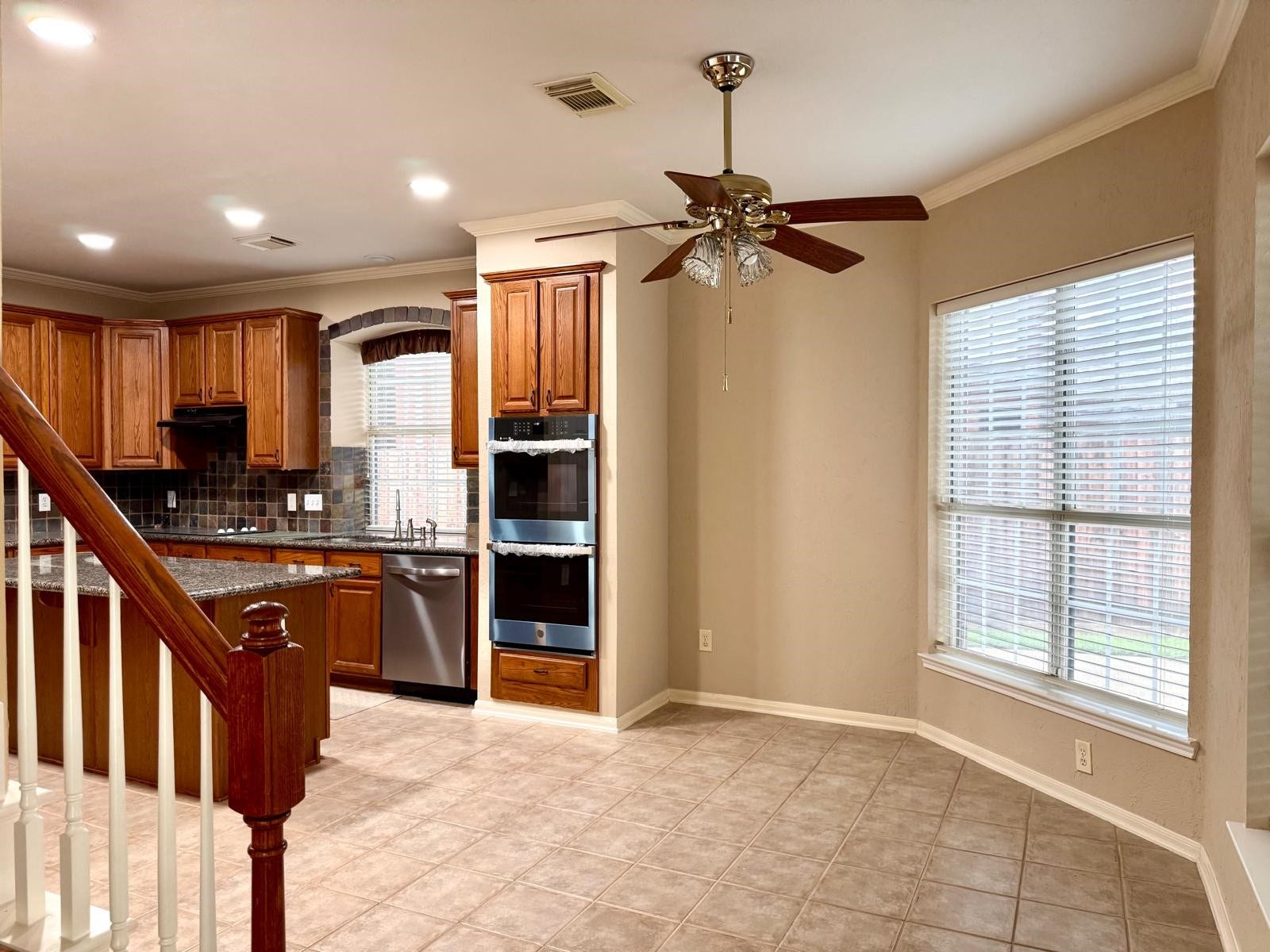 22902 Greenrush Drive, Katy, TX 77494 FAMILY SIZE BREAKFAST ROOM HAS BAY WINDOW