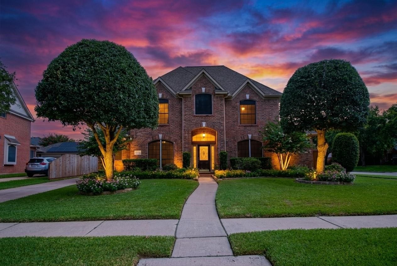 22902 Greenrush Drive, Katy, TX 77494 CINCO RANCH HAS FANTASTIC FAMILY AMENITIES & SUNSETS!