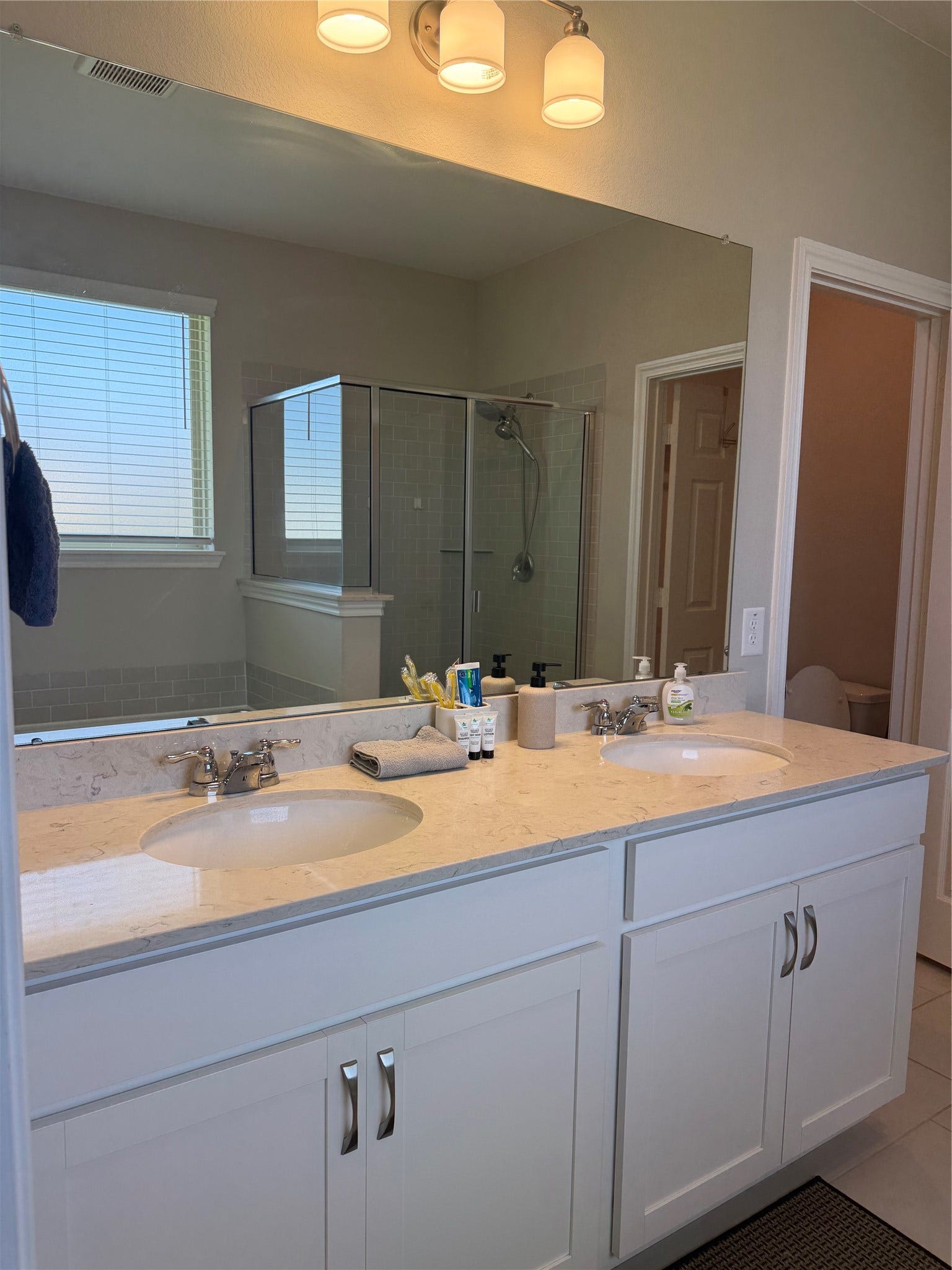 2947 Golden Dust Dr, Katy, TX 77493 2947 Golden Dust Dr, Katy, TX 77493