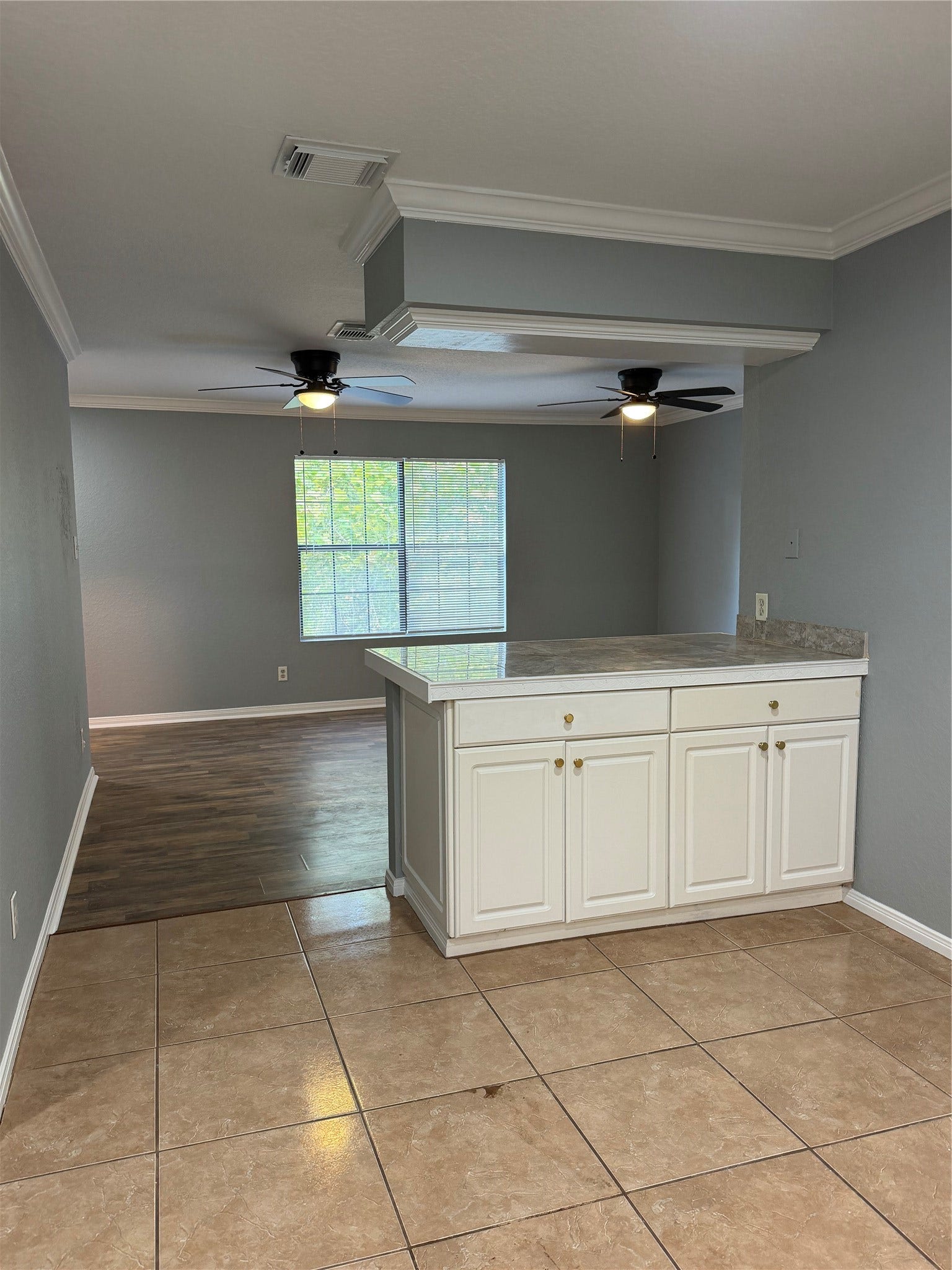 118 1/2 Anita Street, La Marque, TX 77568 Kitchen open to living room.