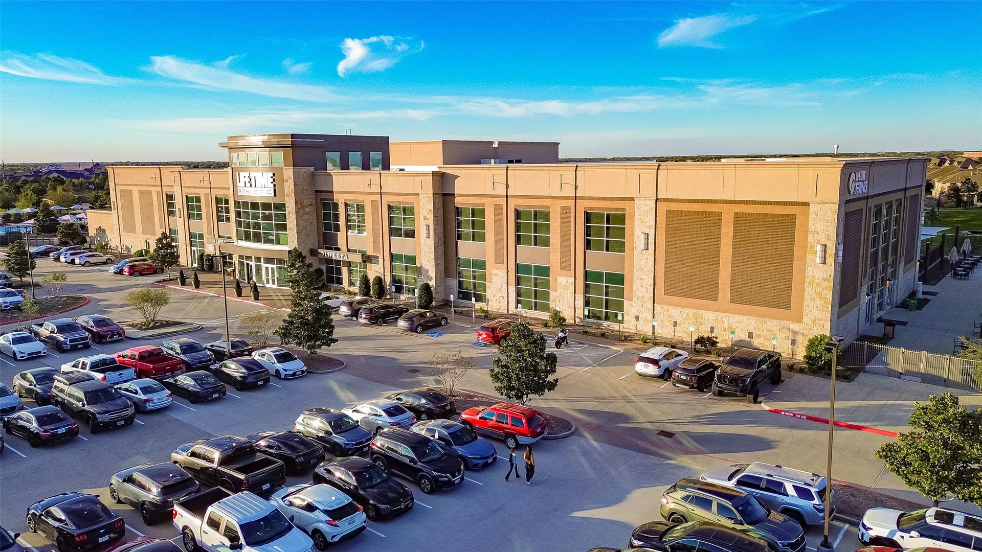 11351 Cosmopolitan Drive, Cypress, TX 77433 Located in Cypress Just 4.8 miles away, Life Time Fitness offers convenient access to premium fitness and wellness.