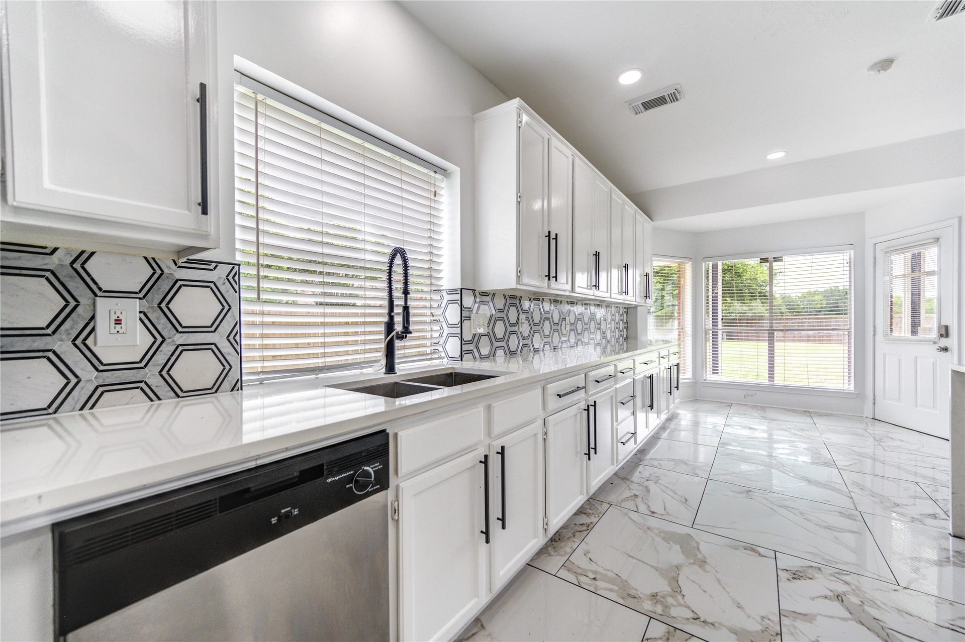 12606 Brandon Bend Drive, Missouri City, TX 77489 12606 Brandon Bend Drive, Missouri City, TX 77489