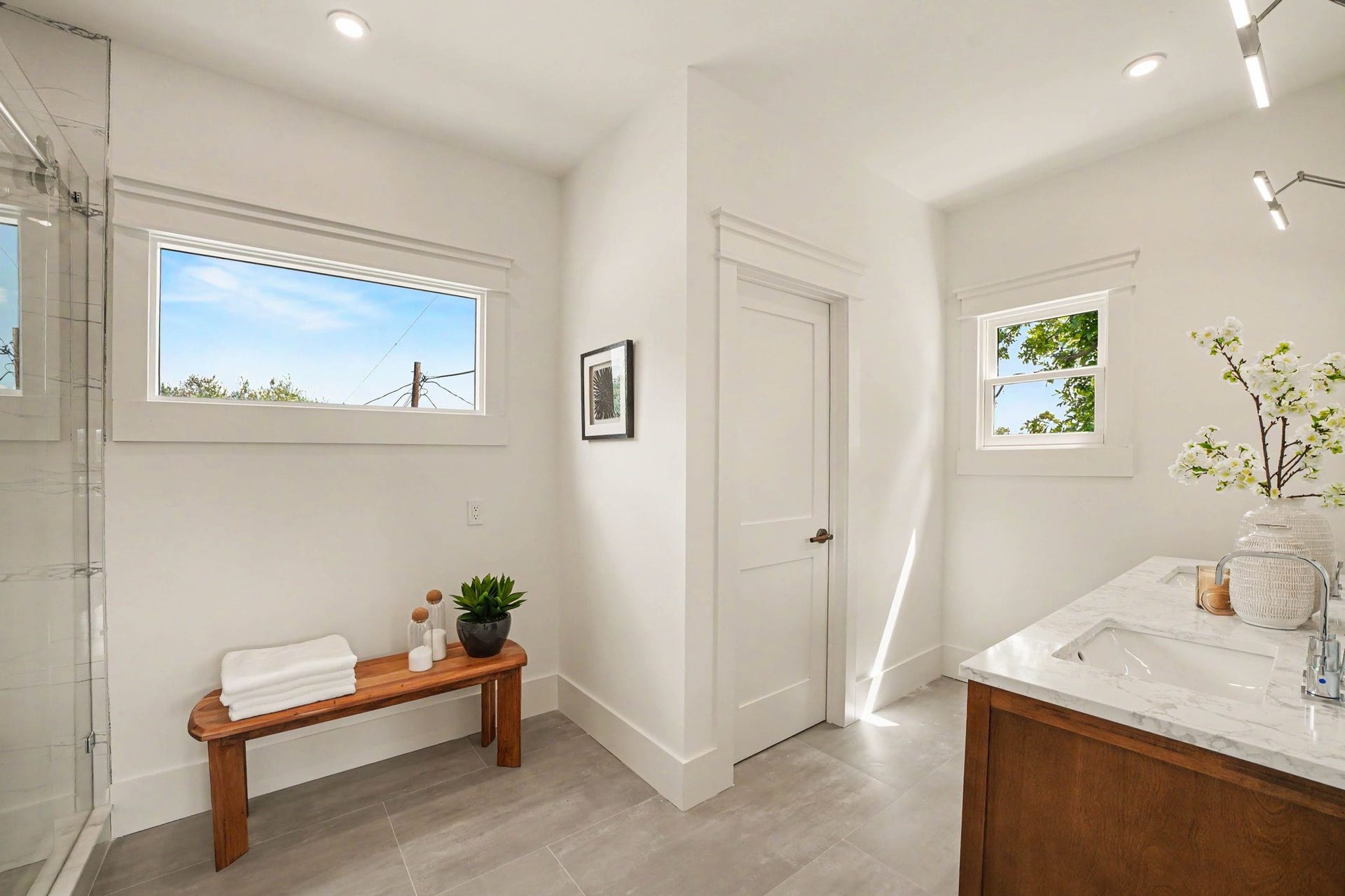 Extra space to add your custom vanity.