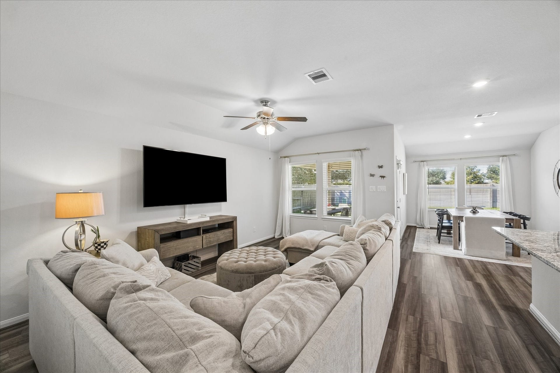 2636 Bellwick Canyon Court, Pearland, TX 77089 2636 Bellwick Canyon Court, Pearland, TX 77089