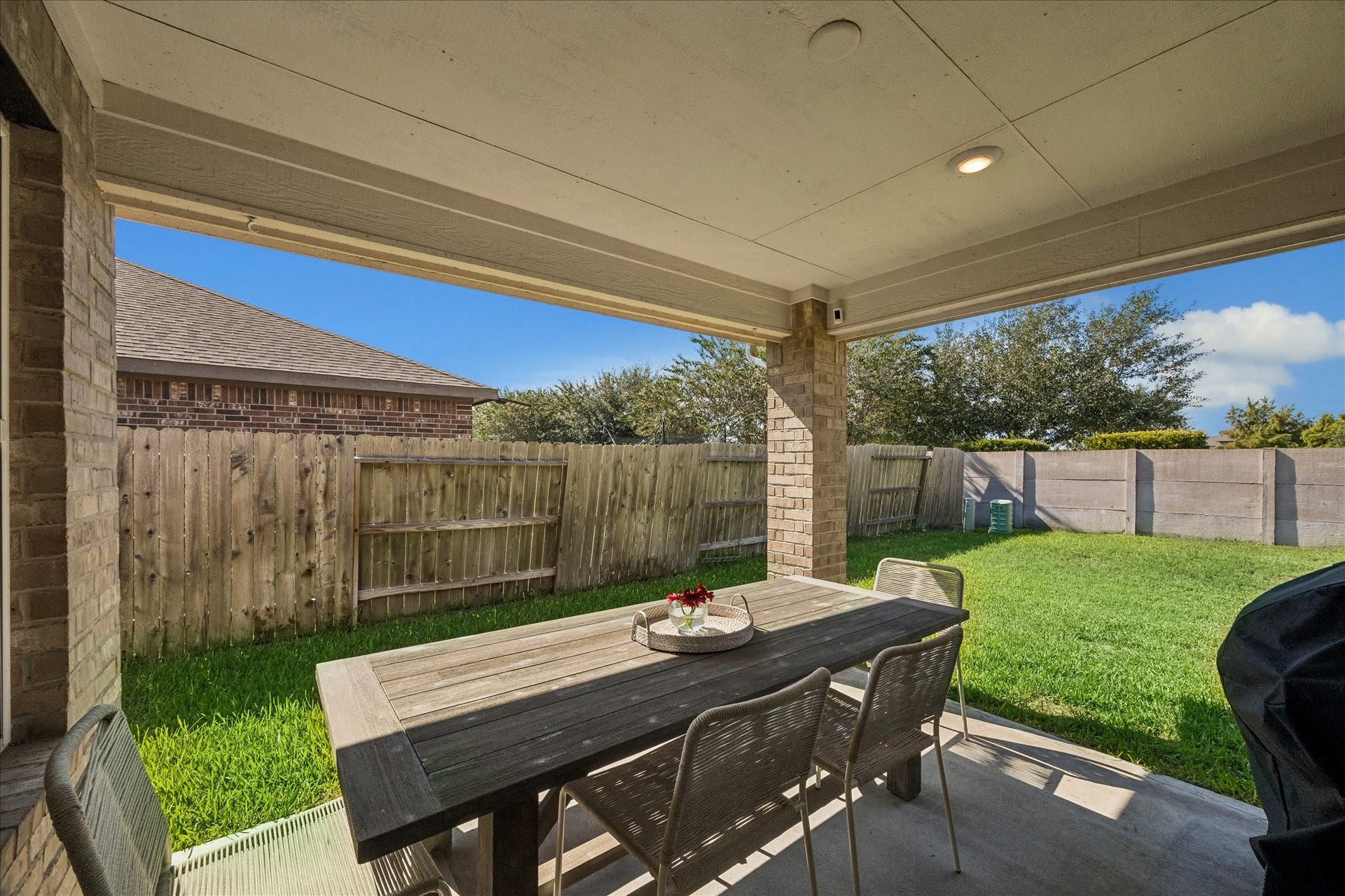 2636 Bellwick Canyon Court, Pearland, TX 77089 2636 Bellwick Canyon Court, Pearland, TX 77089