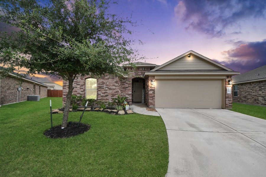 Property photo for 20807 Remington Oaks Court, Katy, TX