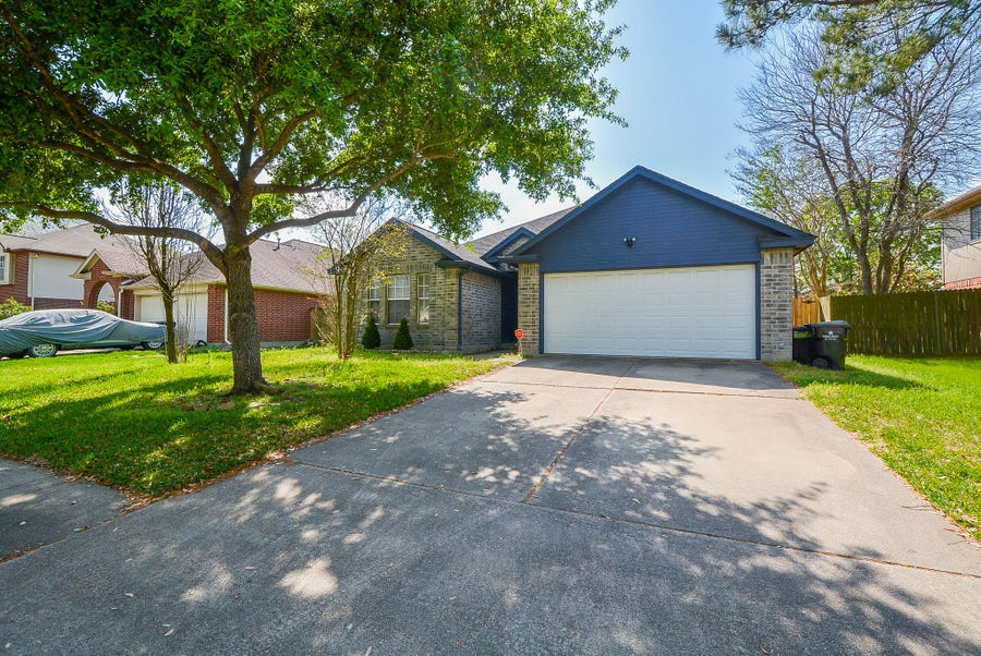 Property photo for 22811 Market Square Lane, Katy, TX