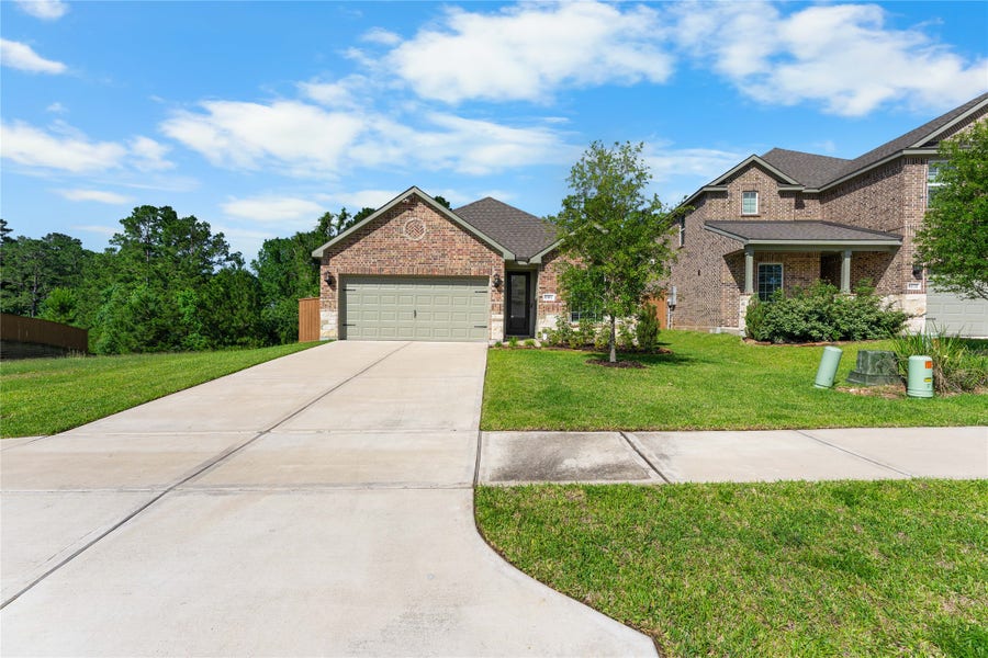 Property photo for 6167 White Spruce Drive, Conroe, TX