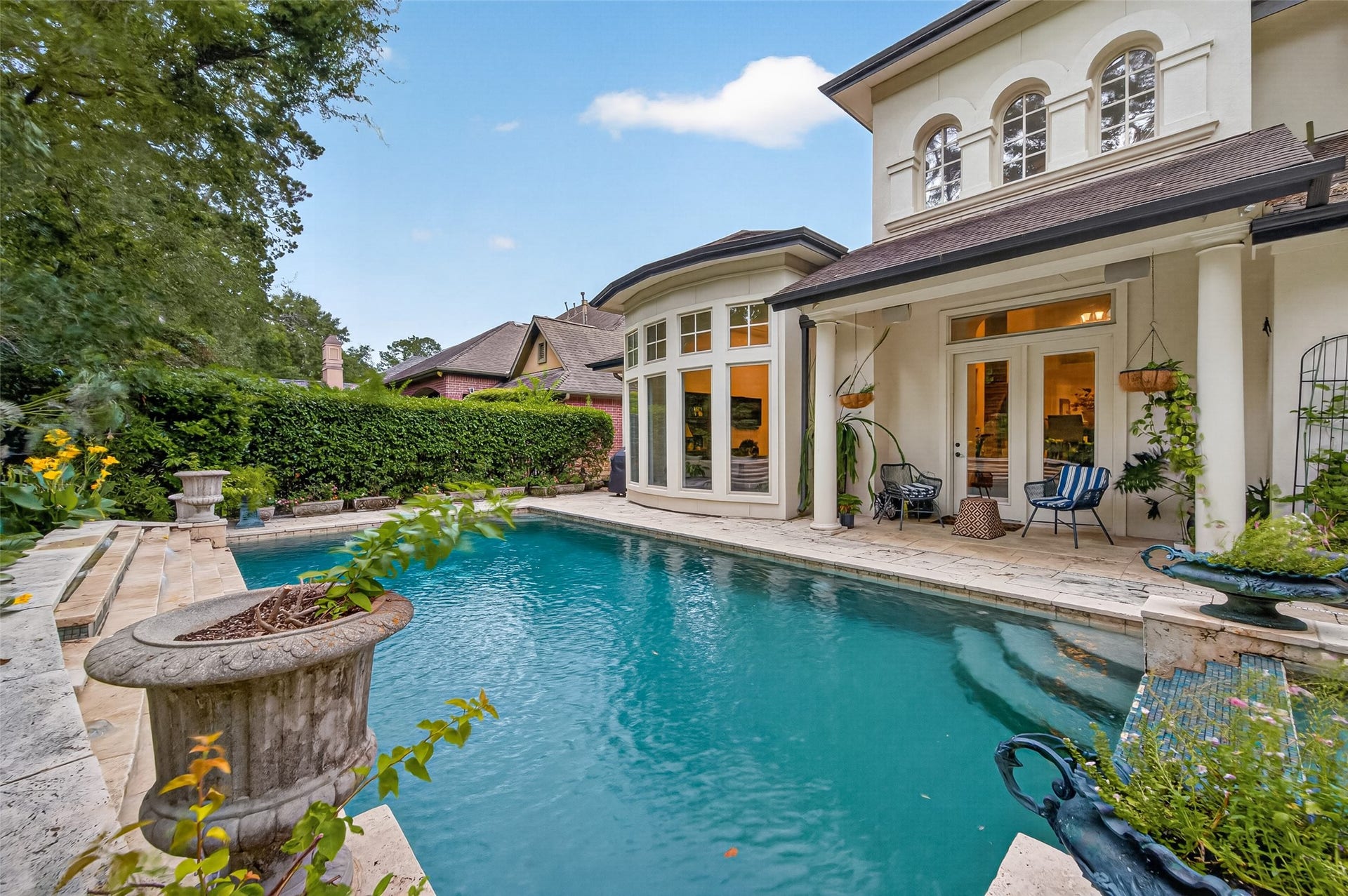 22 Frontenac Way, The Woodlands, TX 77382 22 Frontenac Way, The Woodlands, TX 77382