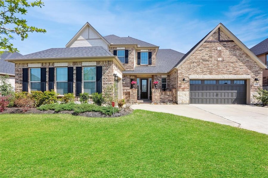 Property photo for 1815 Carriage Oaks Ln, Katy, TX