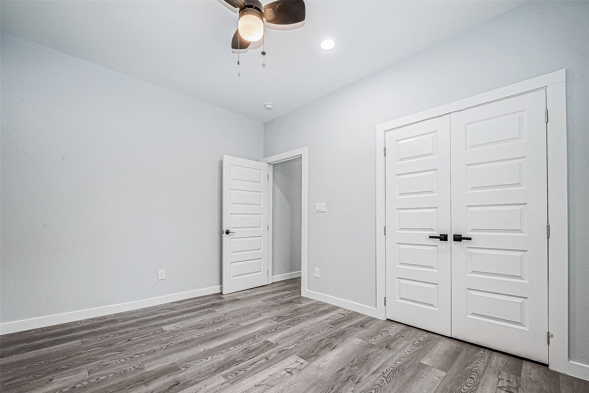 6725 Avenue K, Houston, TX 77011 6725 Avenue K, Houston, TX 77011