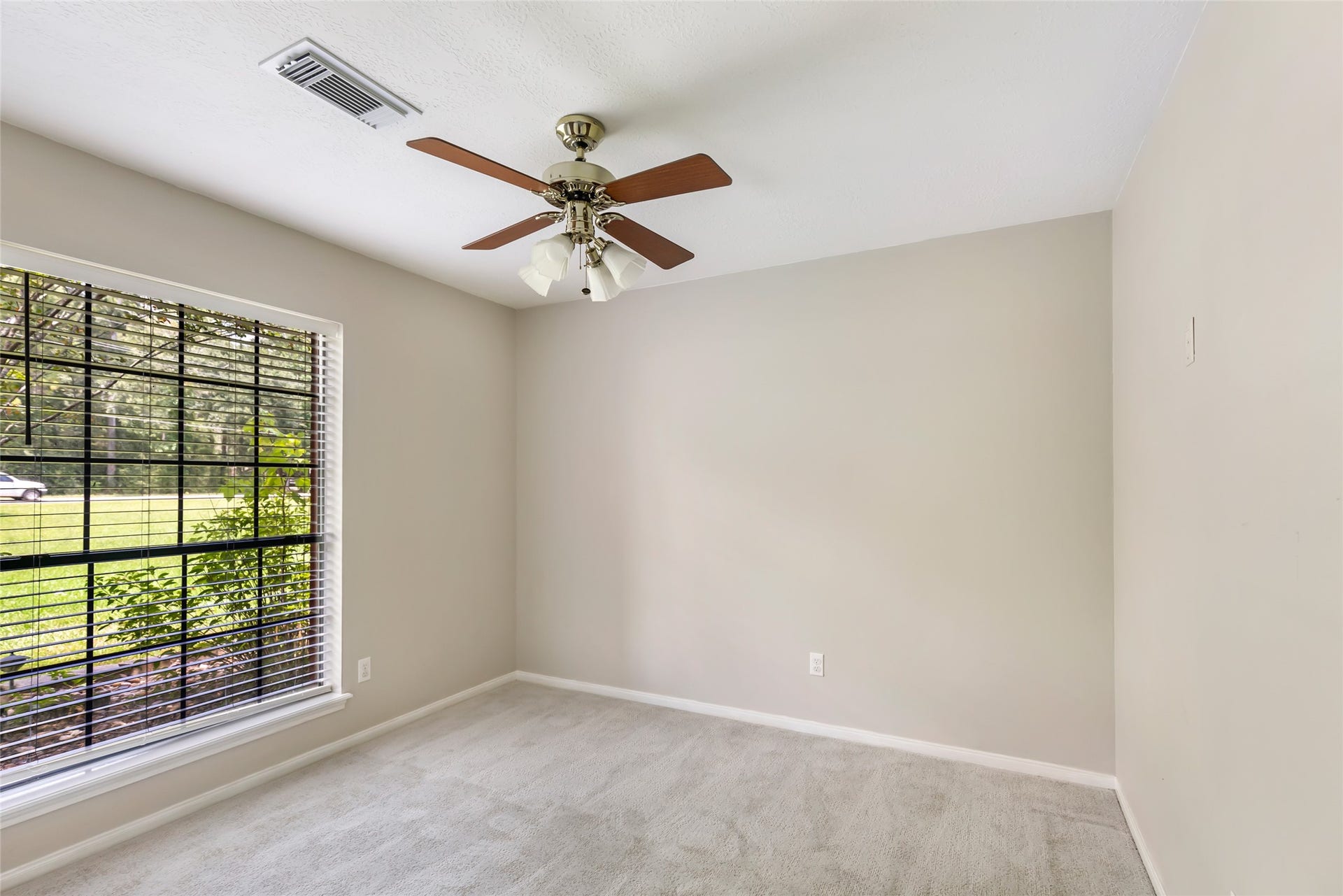 26342 Hill And Dale Avenue, Splendora, TX 77372 Bedroom #4