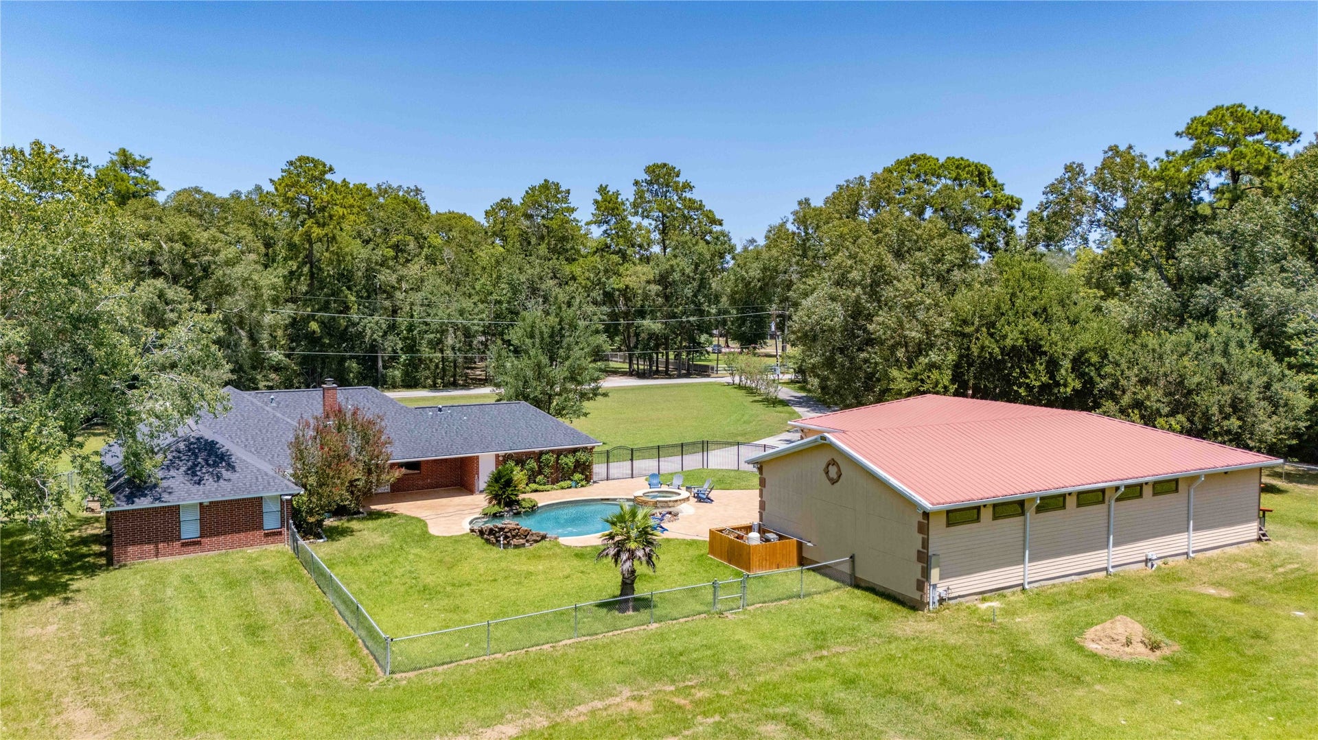 26342 Hill And Dale Avenue, Splendora, TX 77372 Spacious yard!