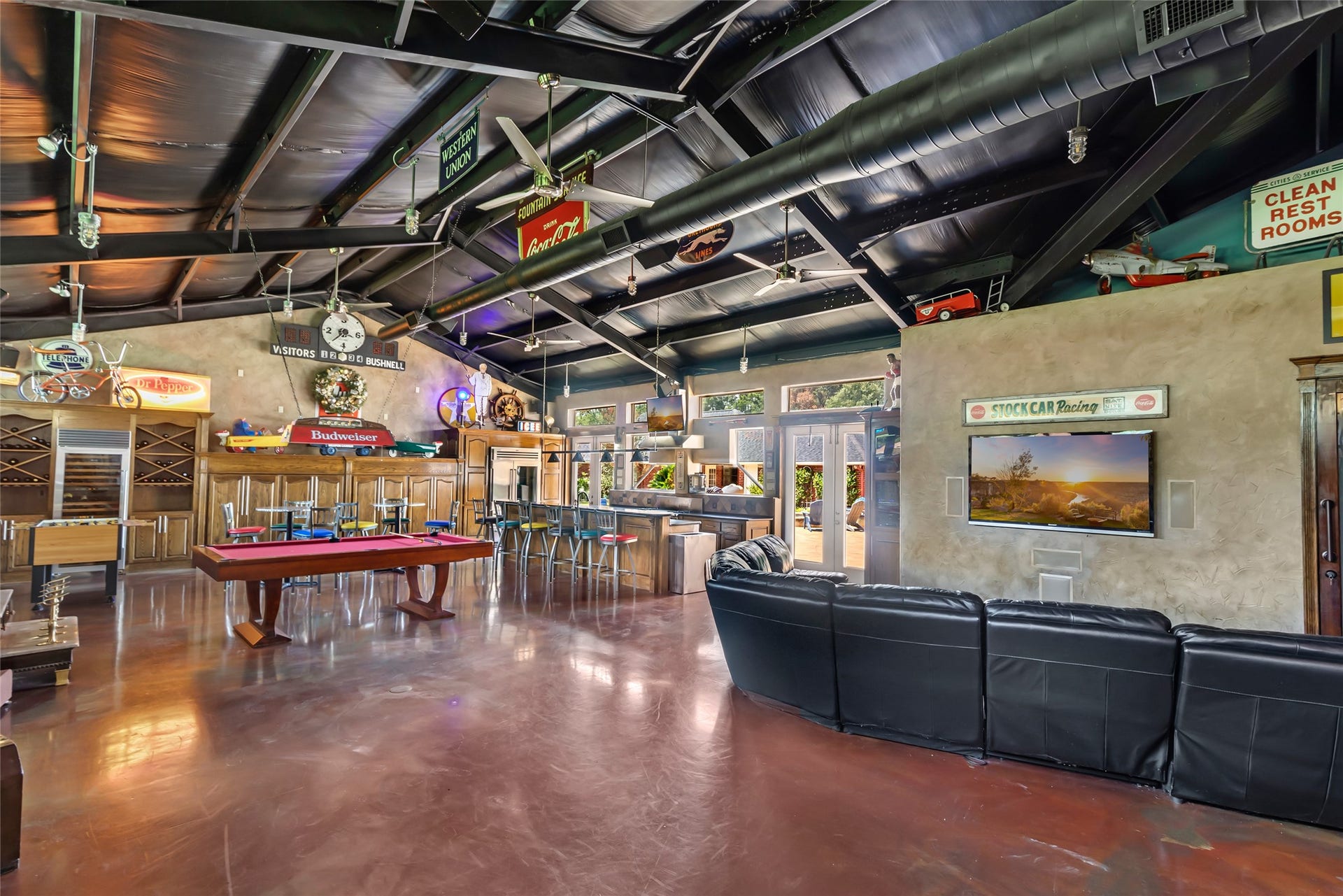 26342 Hill And Dale Avenue, Splendora, TX 77372 Dedicated area for gaming, watching sports, or just hanging out!