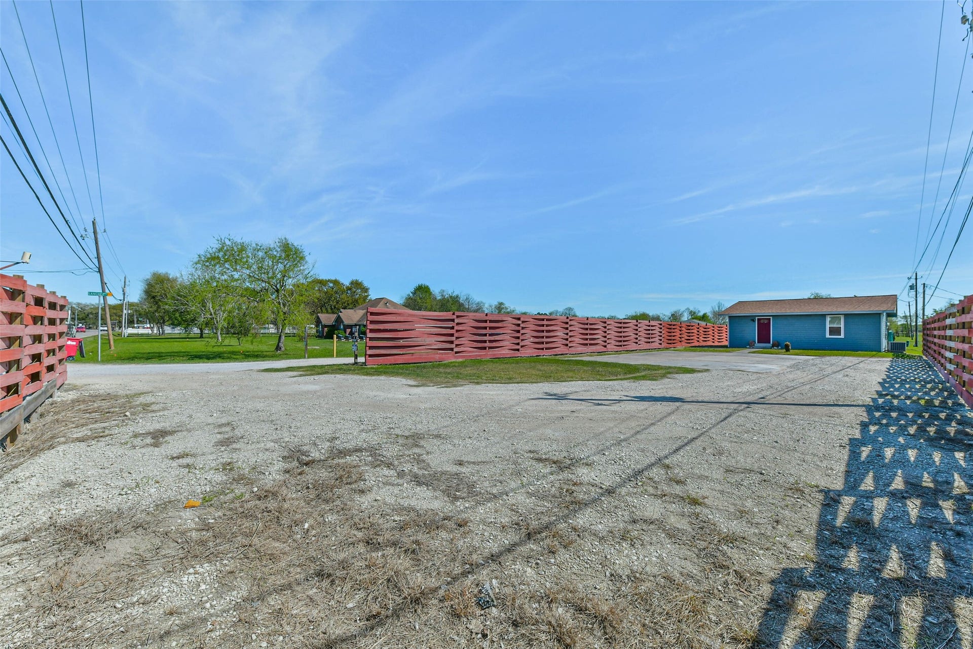 20006 Sanchez Road, Alvin, TX 77511