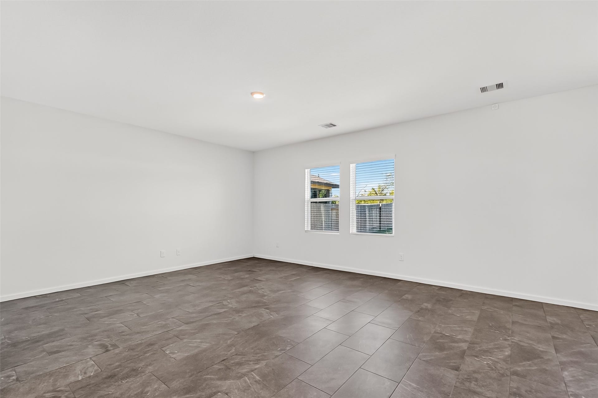 7119 Evitale Way, Houston, TX 77049 7119 Evitale Way, Houston, TX 77049