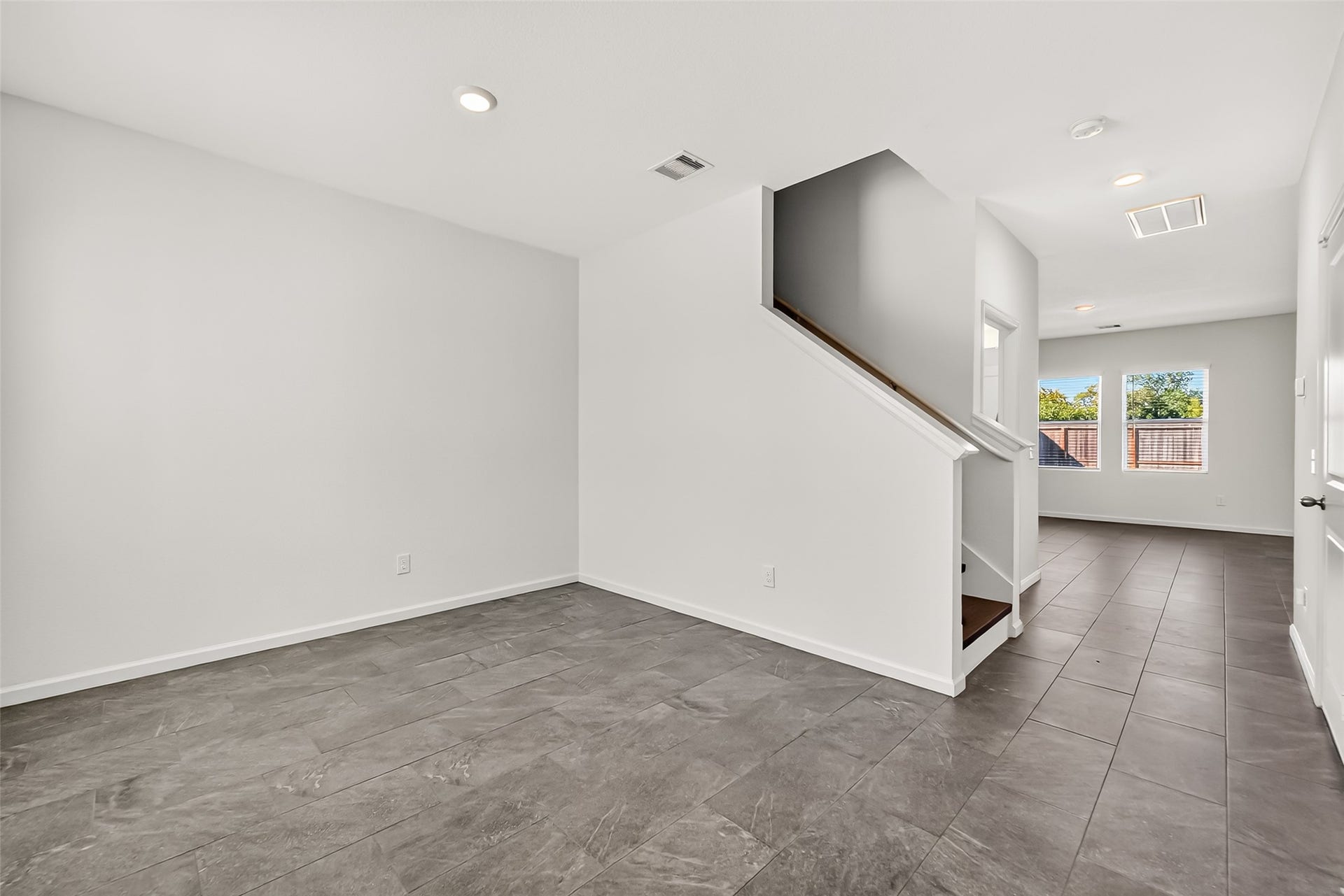 7119 Evitale Way, Houston, TX 77049 7119 Evitale Way, Houston, TX 77049