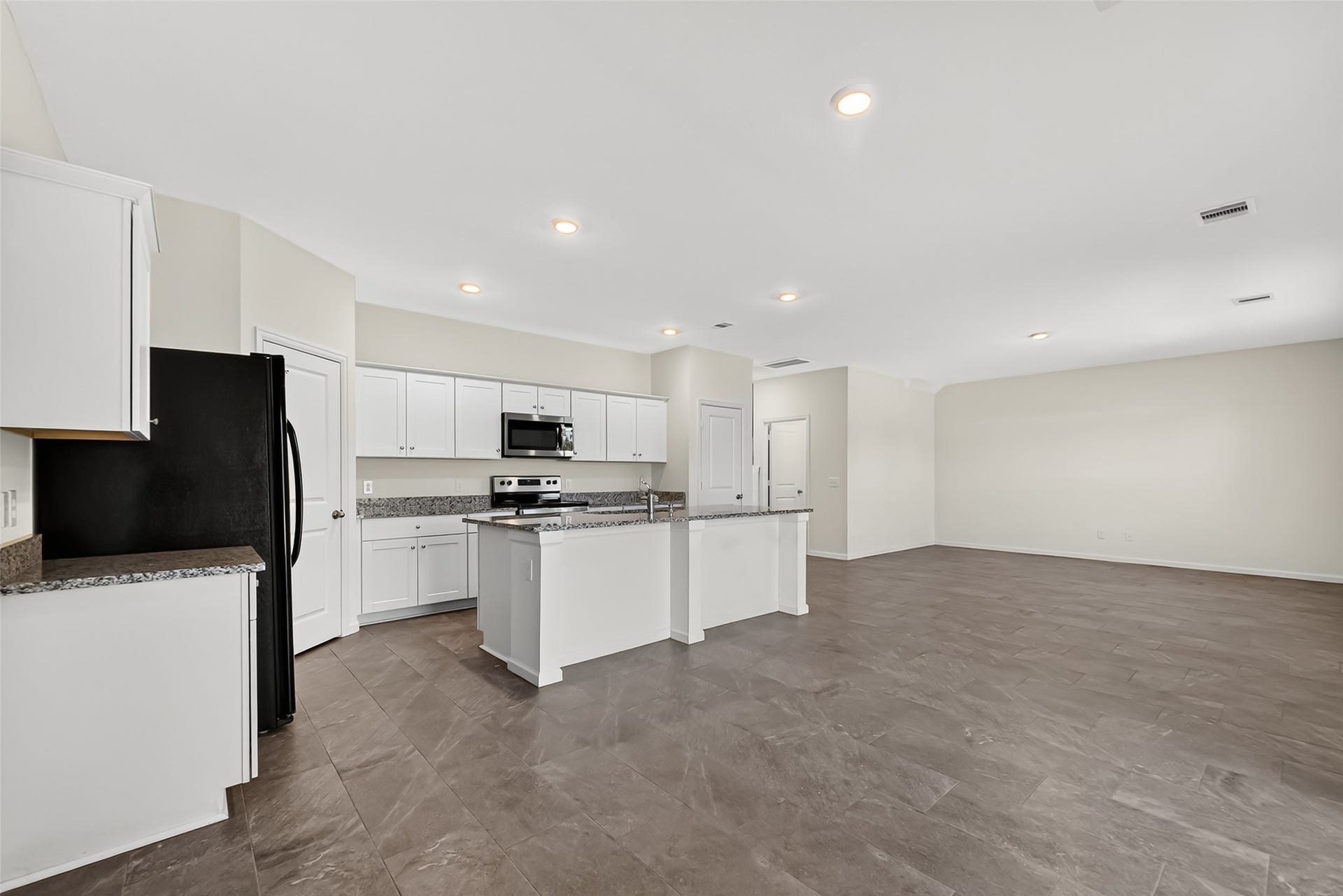 7119 Evitale Way, Houston, TX 77049 7119 Evitale Way, Houston, TX 77049