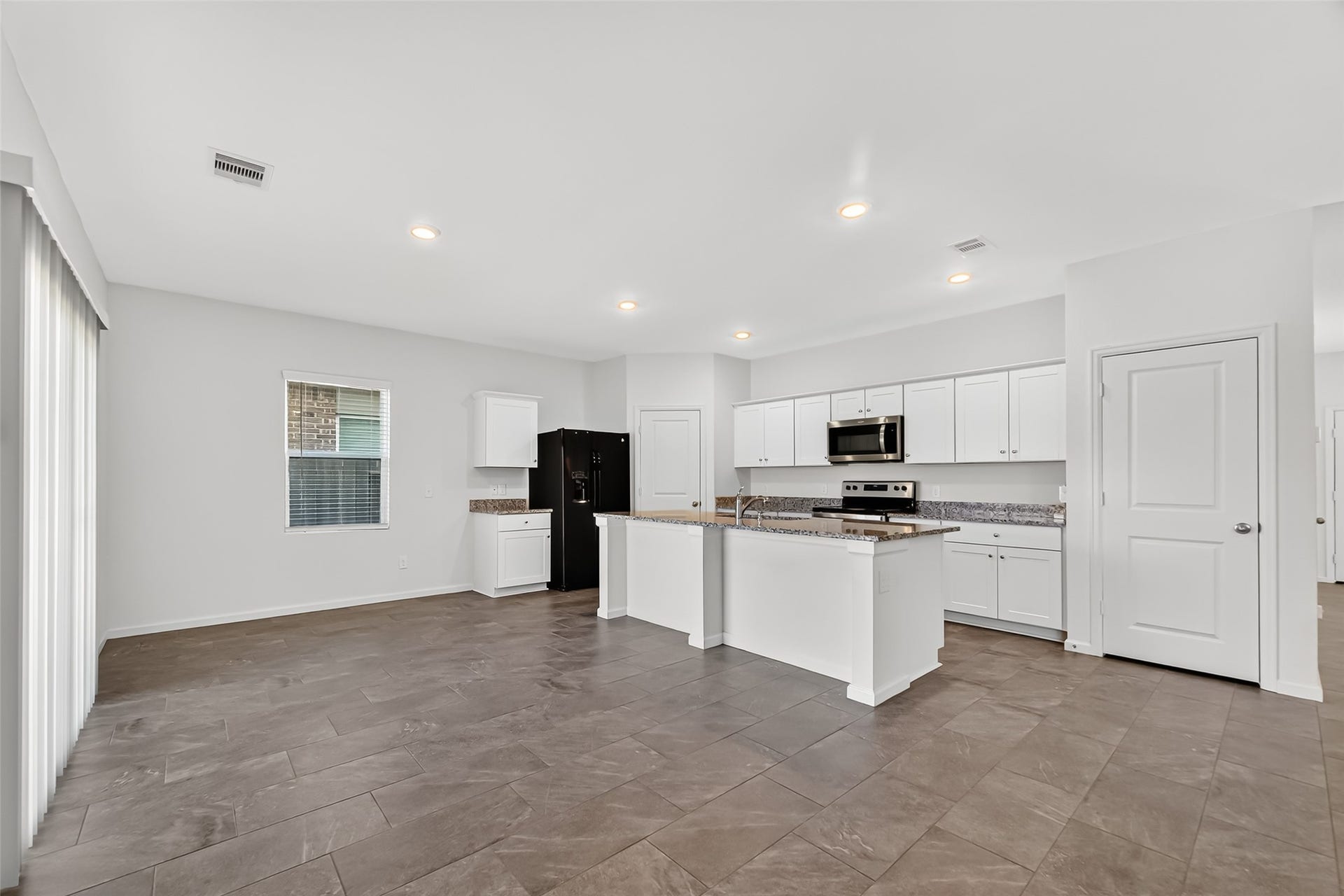 7119 Evitale Way, Houston, TX 77049 7119 Evitale Way, Houston, TX 77049