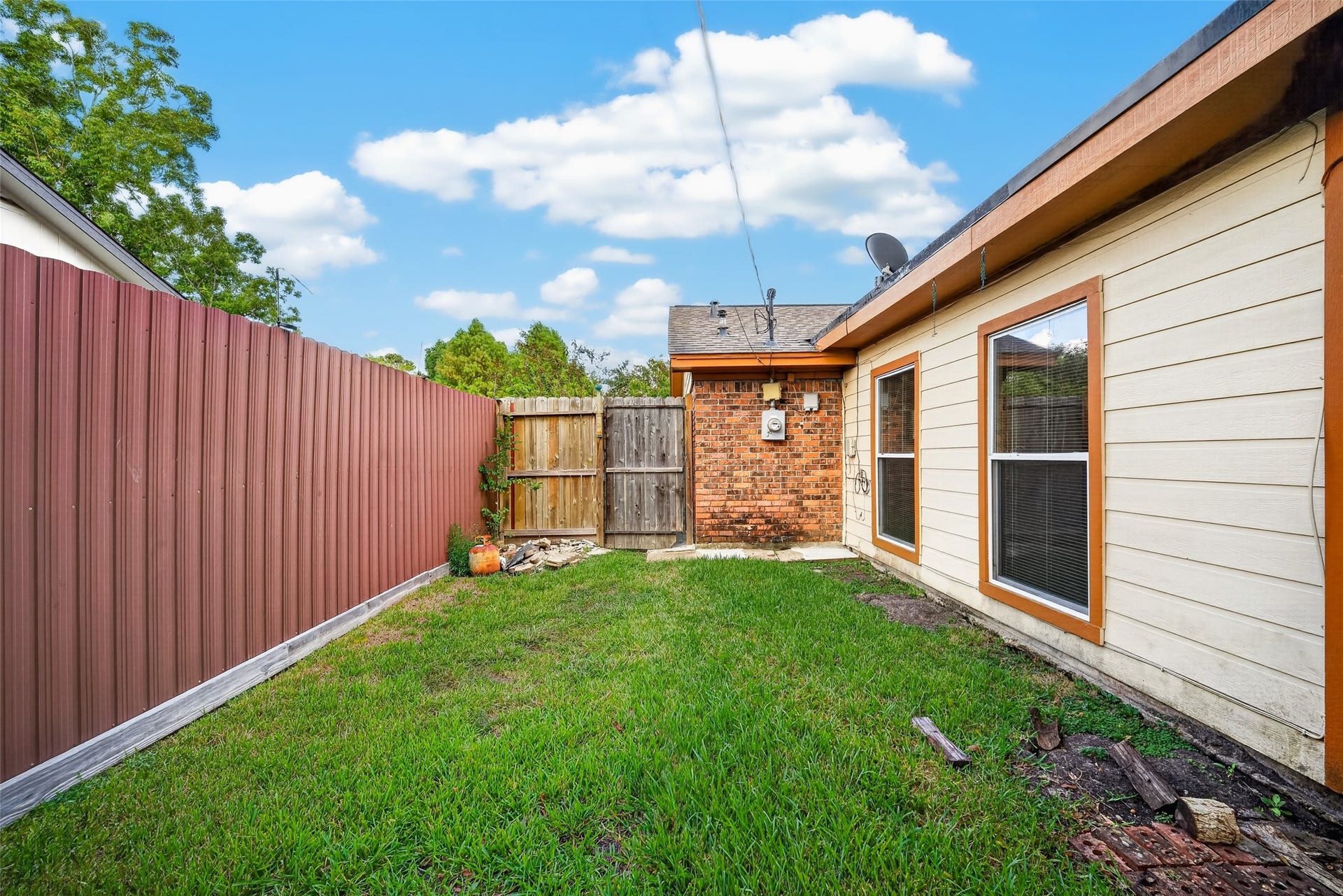 2514 Mulberry Lane, Pasadena, TX 77502