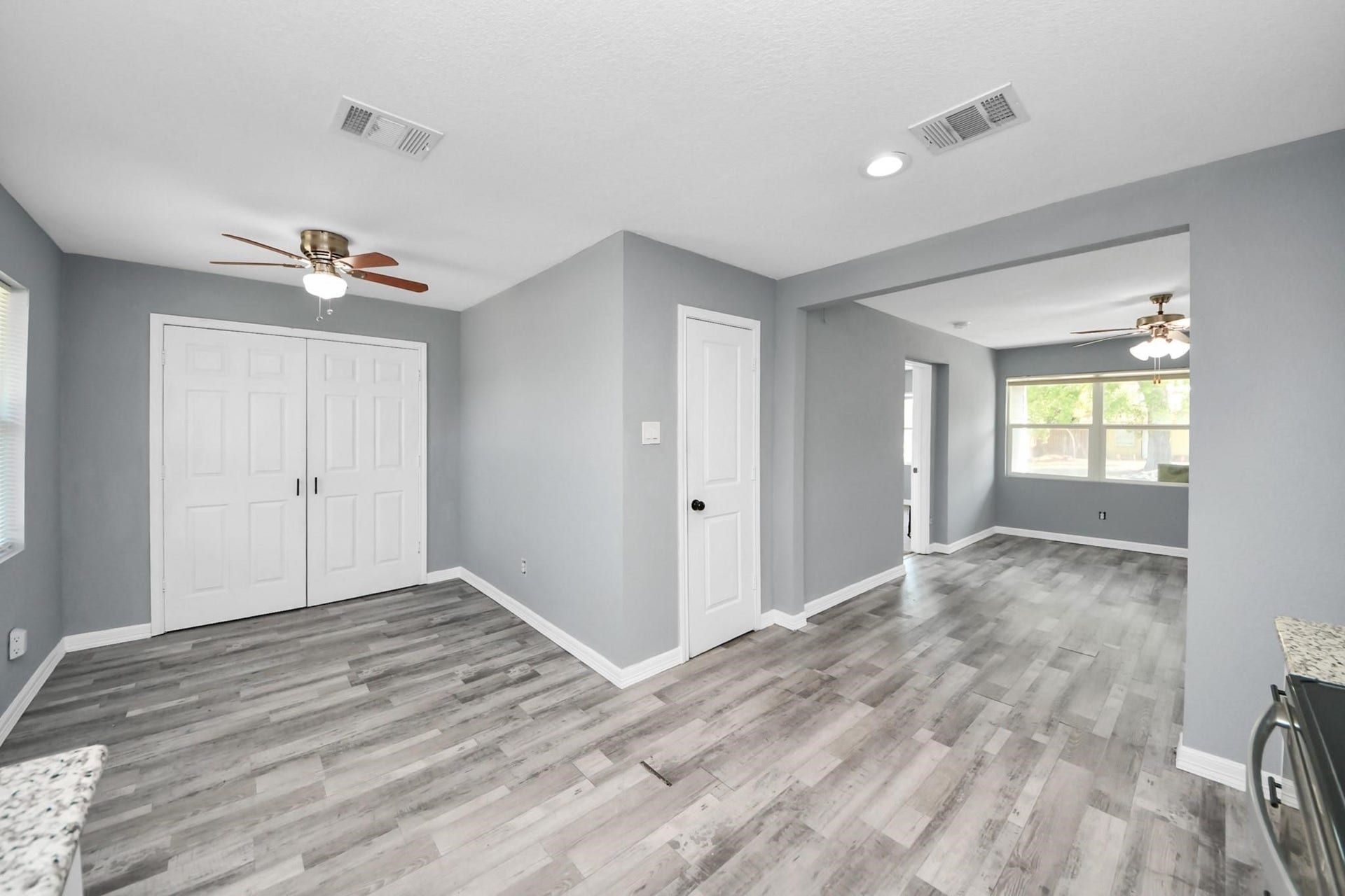 2102 Dewberry Lane, Pasadena, TX 77502 2102 Dewberry Lane, Pasadena, TX 77502