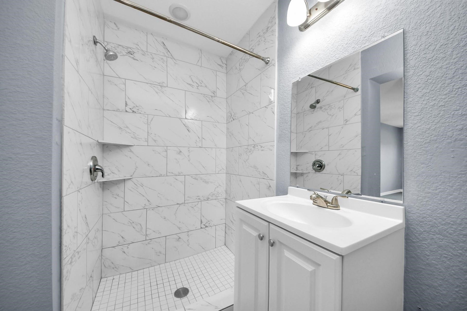 2102 Dewberry Lane, Pasadena, TX 77502 2102 Dewberry Lane, Pasadena, TX 77502