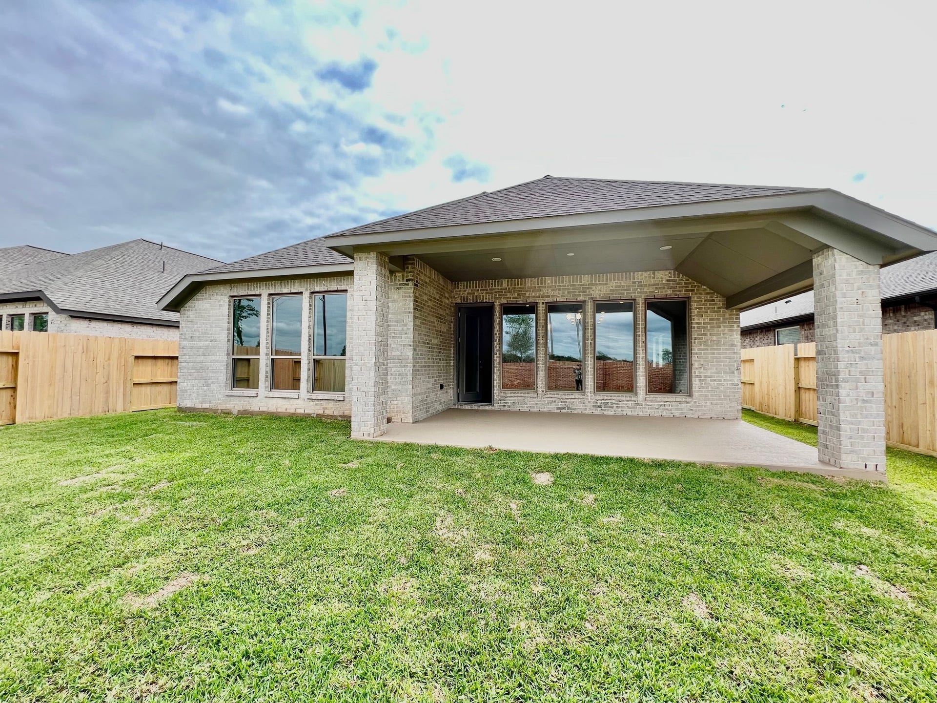 1351 Park Path Drive, Missouri City, TX 77459