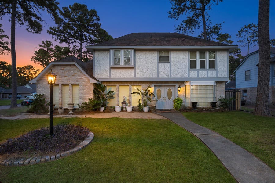 Property photo for 18118 Shadow Valley Drive, Spring, TX