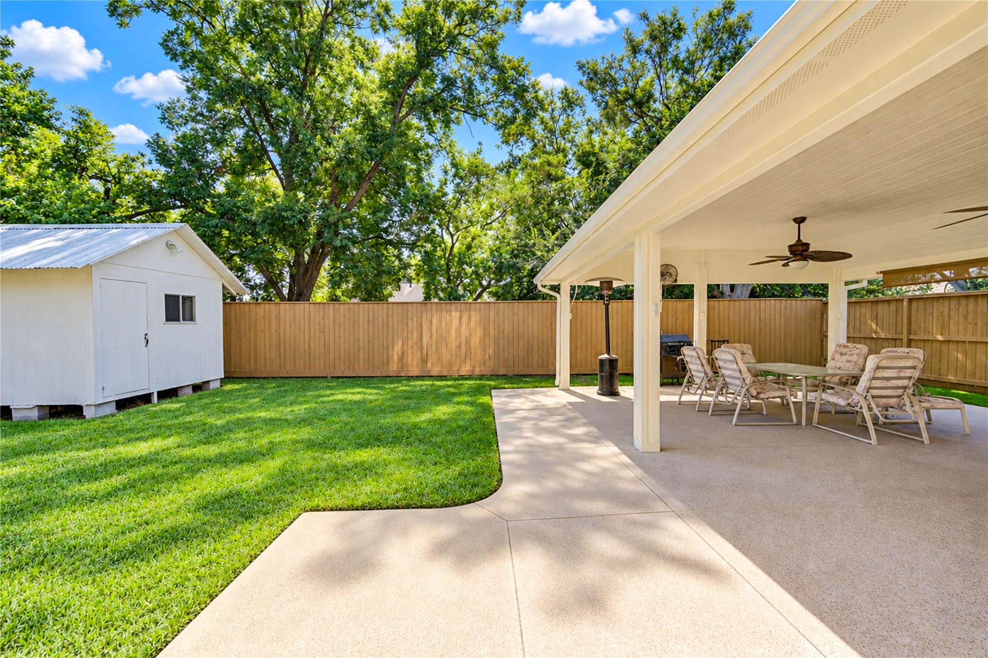 703 Oriole Lane, Pasadena, TX 77502 703 Oriole Lane, Pasadena, TX 77502